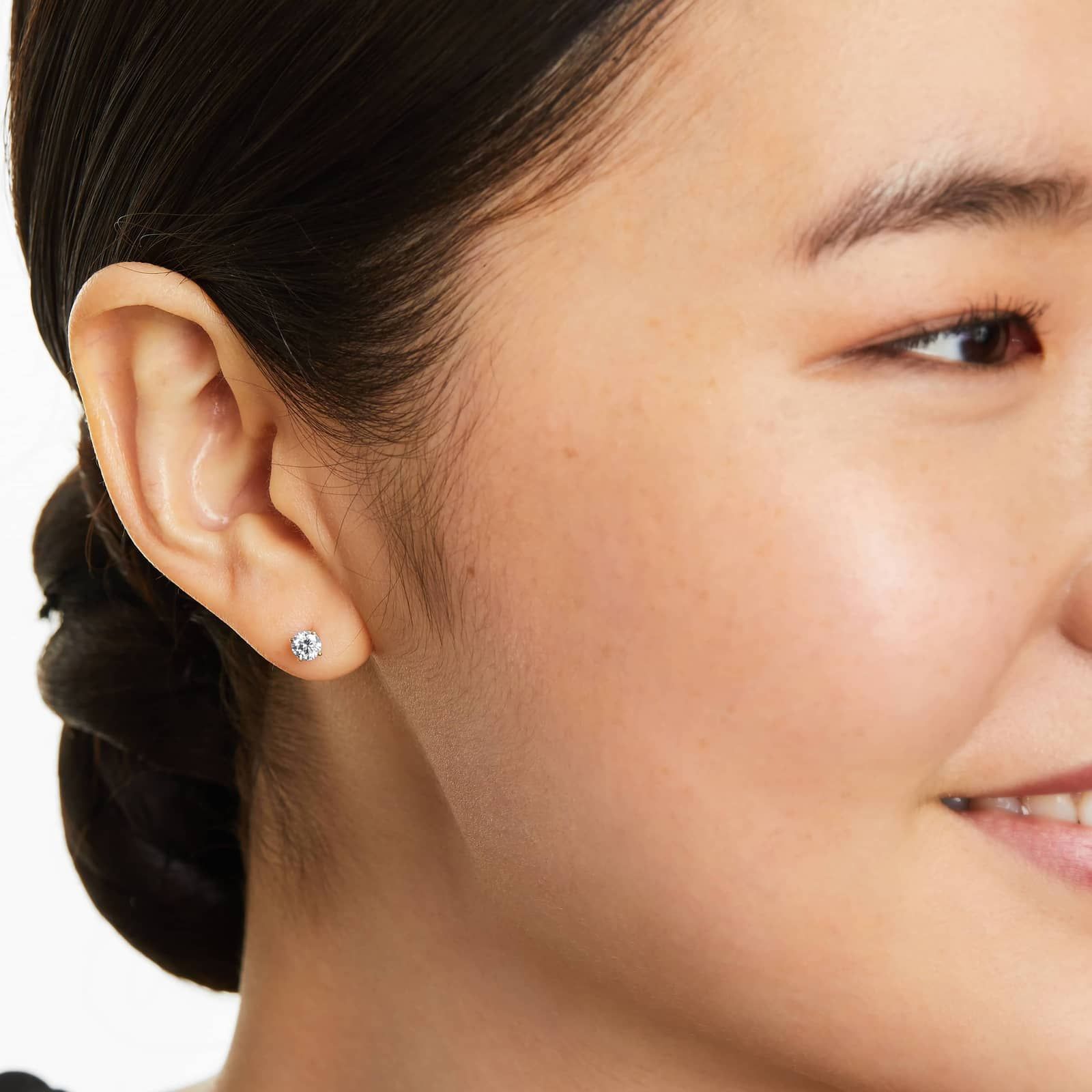 Four Prong 0.5 CTW Round Lab-Grown Diamond Stud Earrings In 14K Yellow Gold