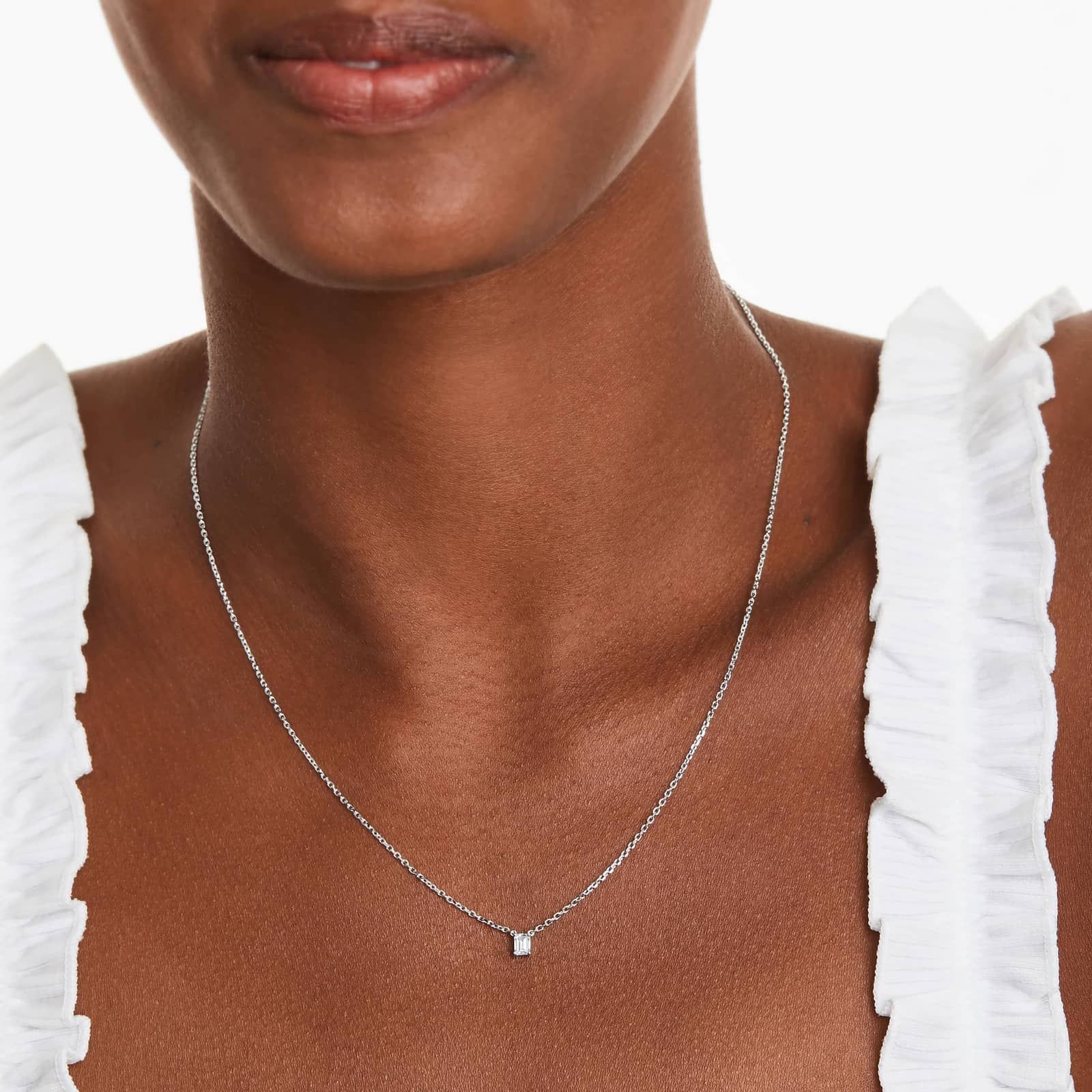 Platinum Emerald Cut Diamond Solitaire Pendant (0.25 CTW - H-I / SI1-SI2)