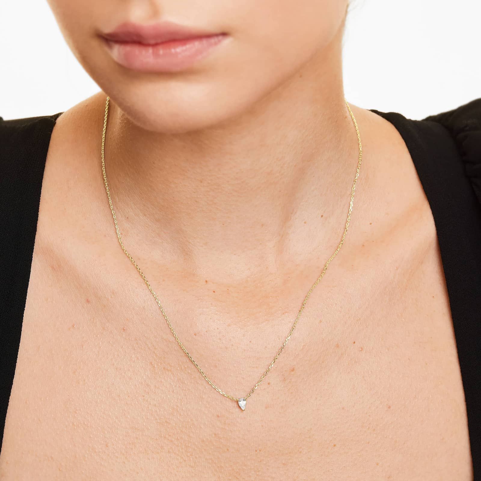 14K Yellow Gold Pear Shape Diamond Solitaire Pendant (0.25 CTW - H-I / SI1-SI2)