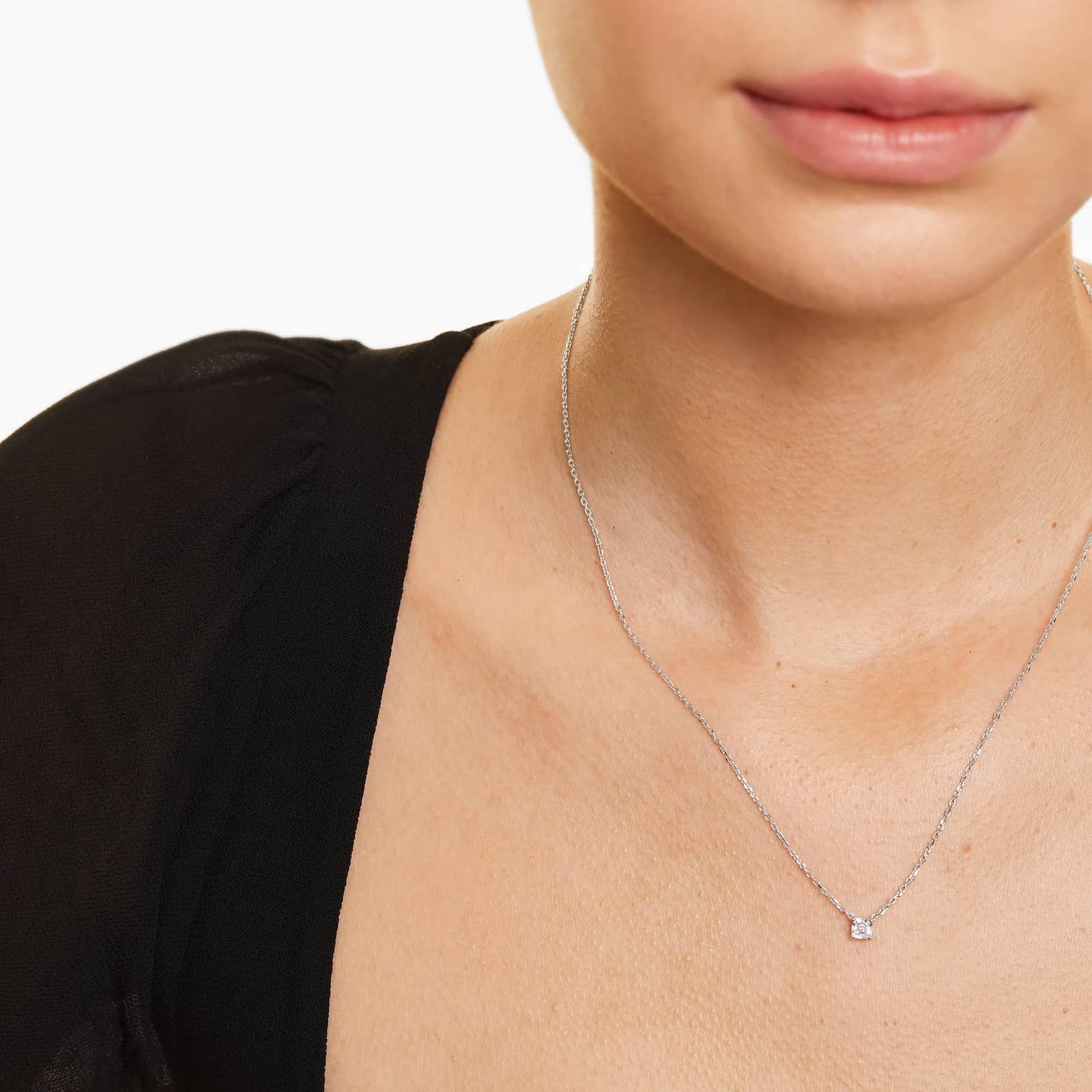 Platinum Asscher Cut Diamond Solitaire Pendant (0.25 CTW - H-I / SI1-SI2)