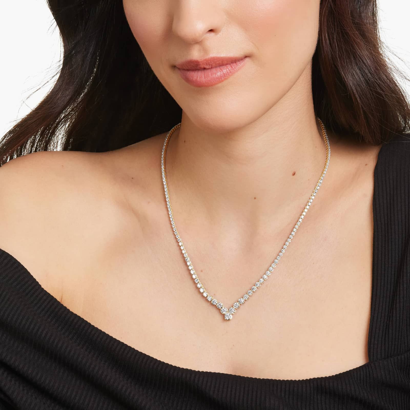 14K Yellow Gold 18 Inch Chevron Diamond Tennis Necklace (7.00 CTW - H-I / SI1-SI2)