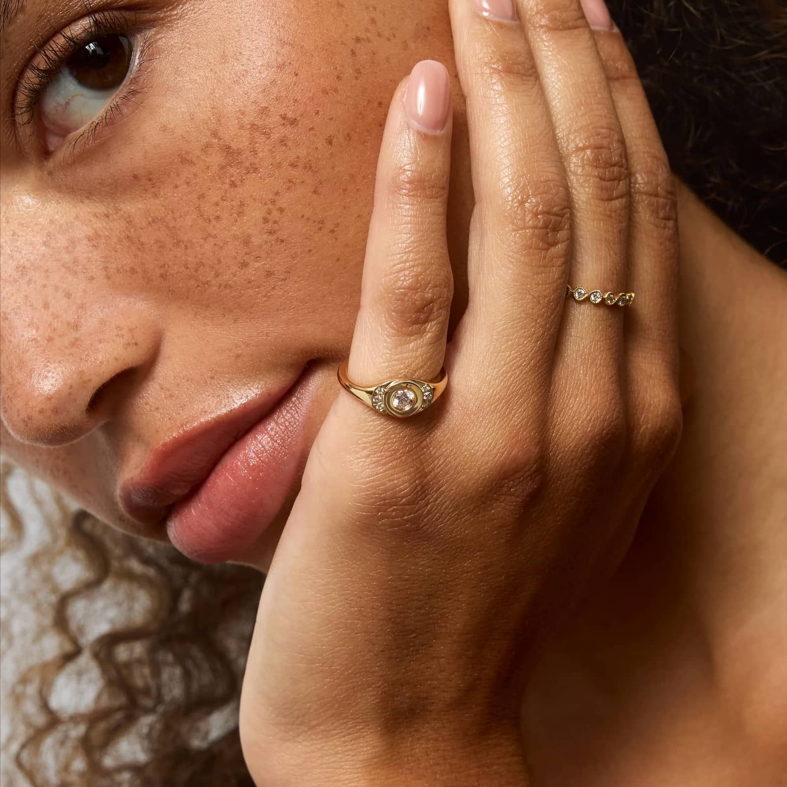 Signet Ring With 0.20 CTW Round Lab-Grown Diamonds In 14K Yellow Gold