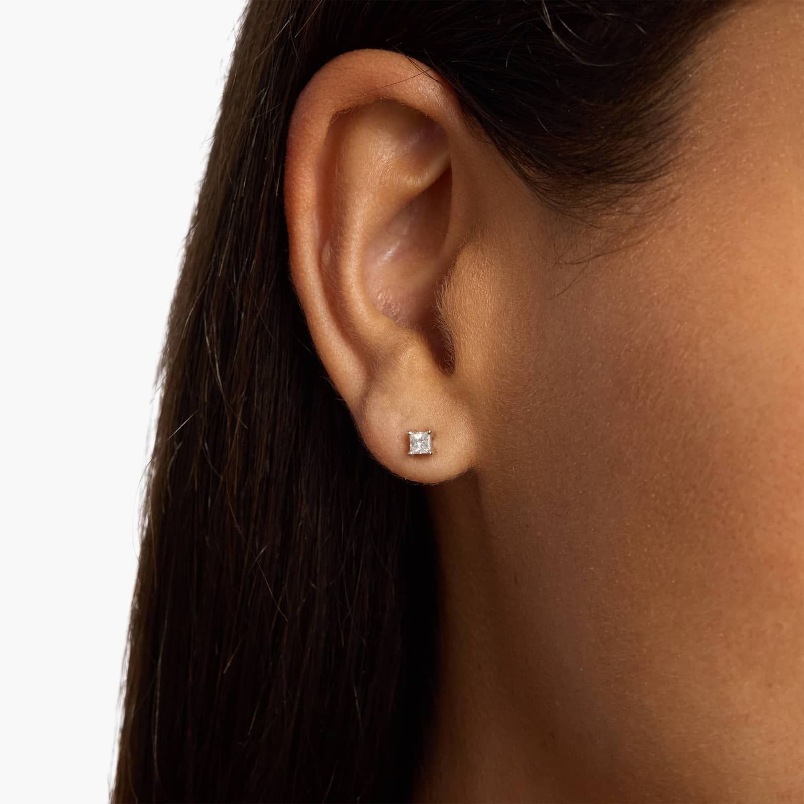 Princess Cut Diamond Stud Earrings in 14k White Gold (1/4 ct. tw.)