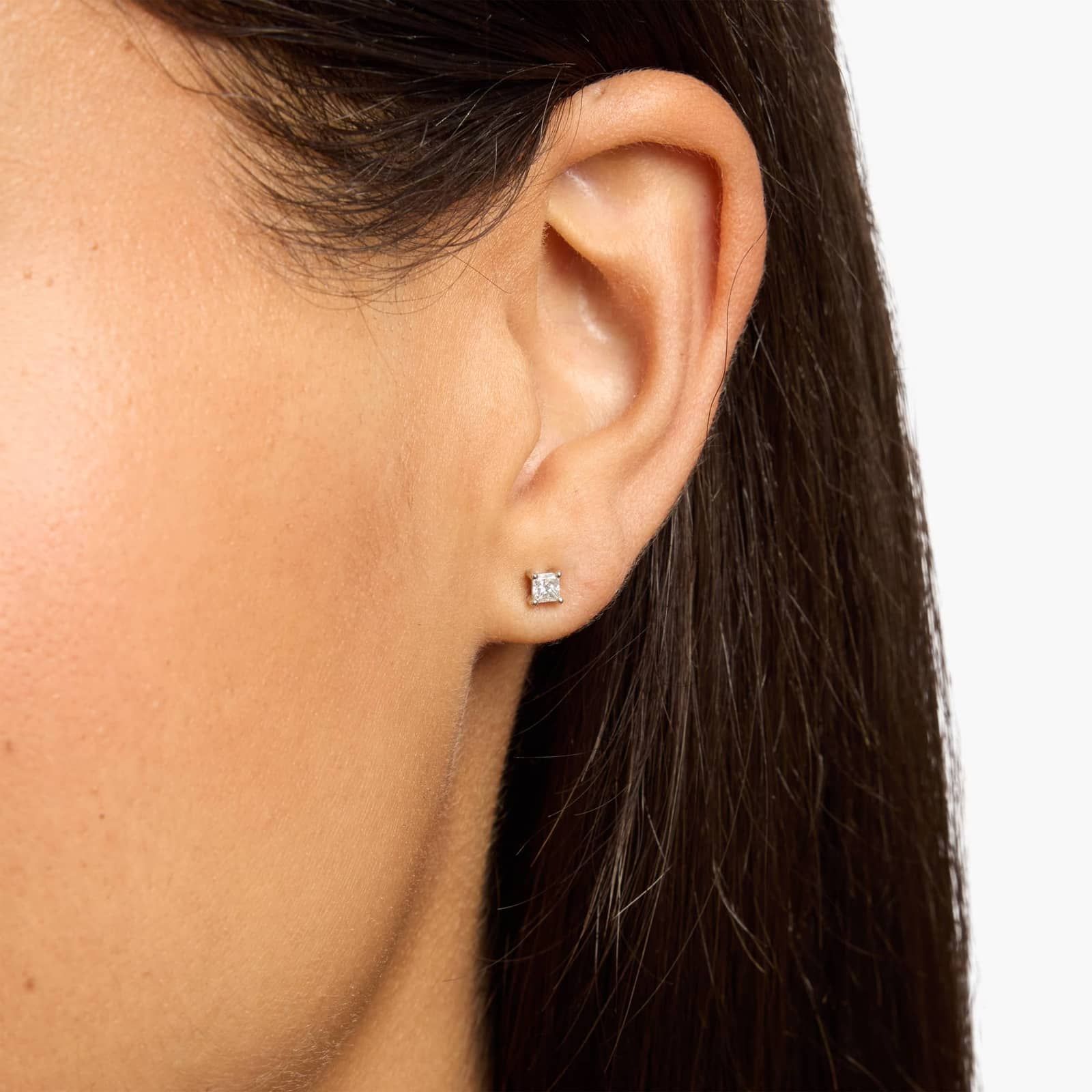 Princess Cut Diamond Stud Earrings in 14k White Gold (1/4 ct. tw.)