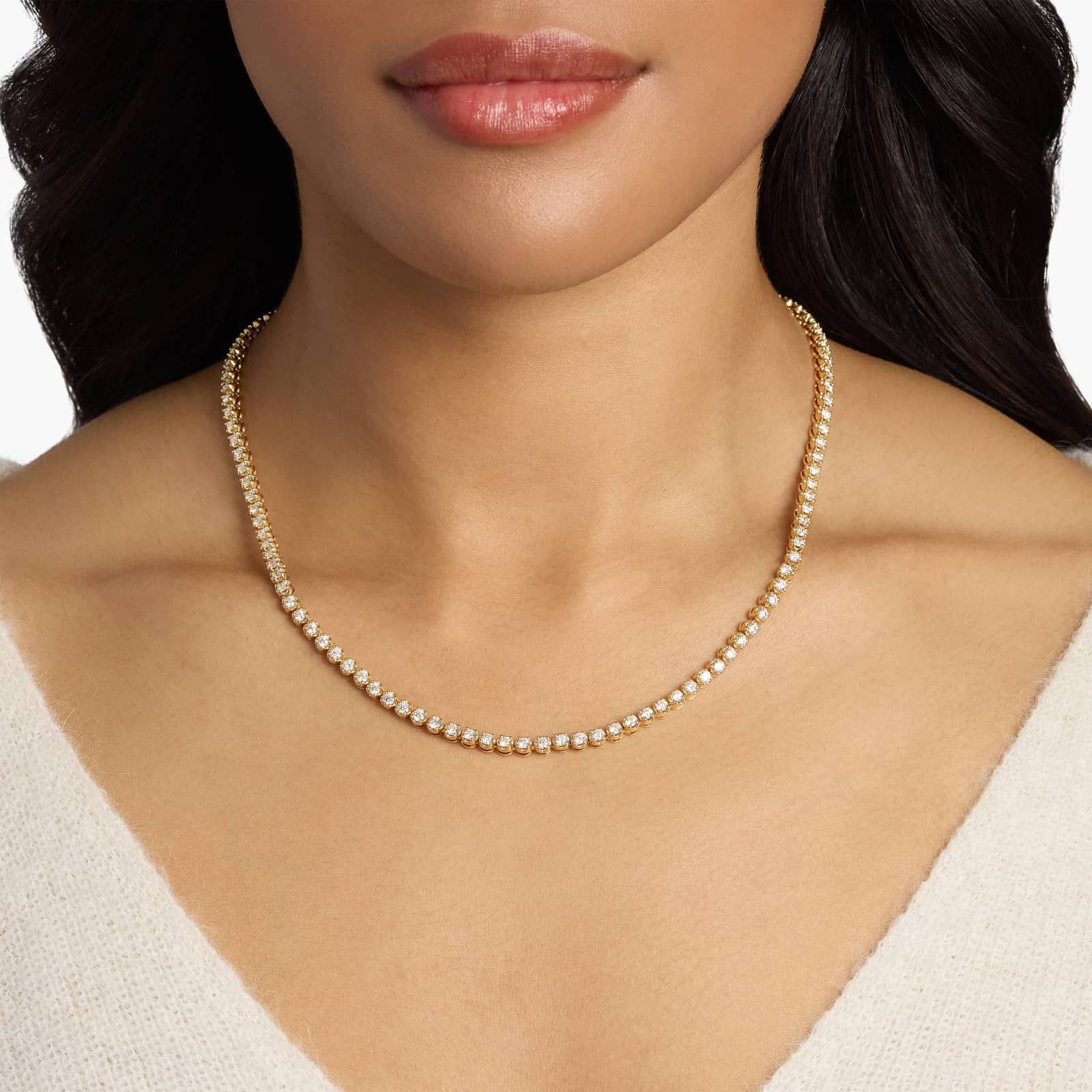 Straight Eternity Necklace in Yellow Gold (7 ct. tw.)