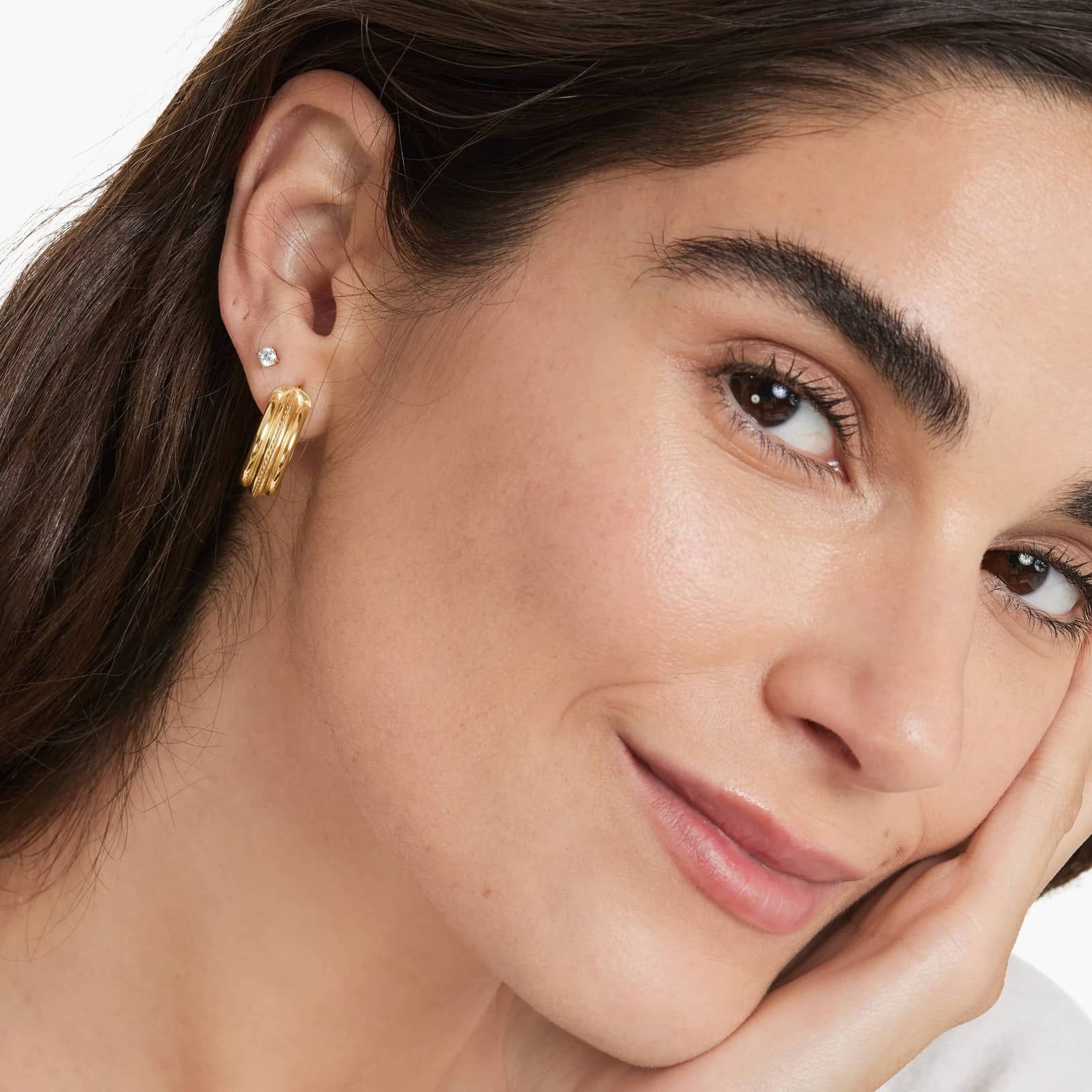 Golden Hour Textured Round Hoop Earrings In 14K Yellow Gold