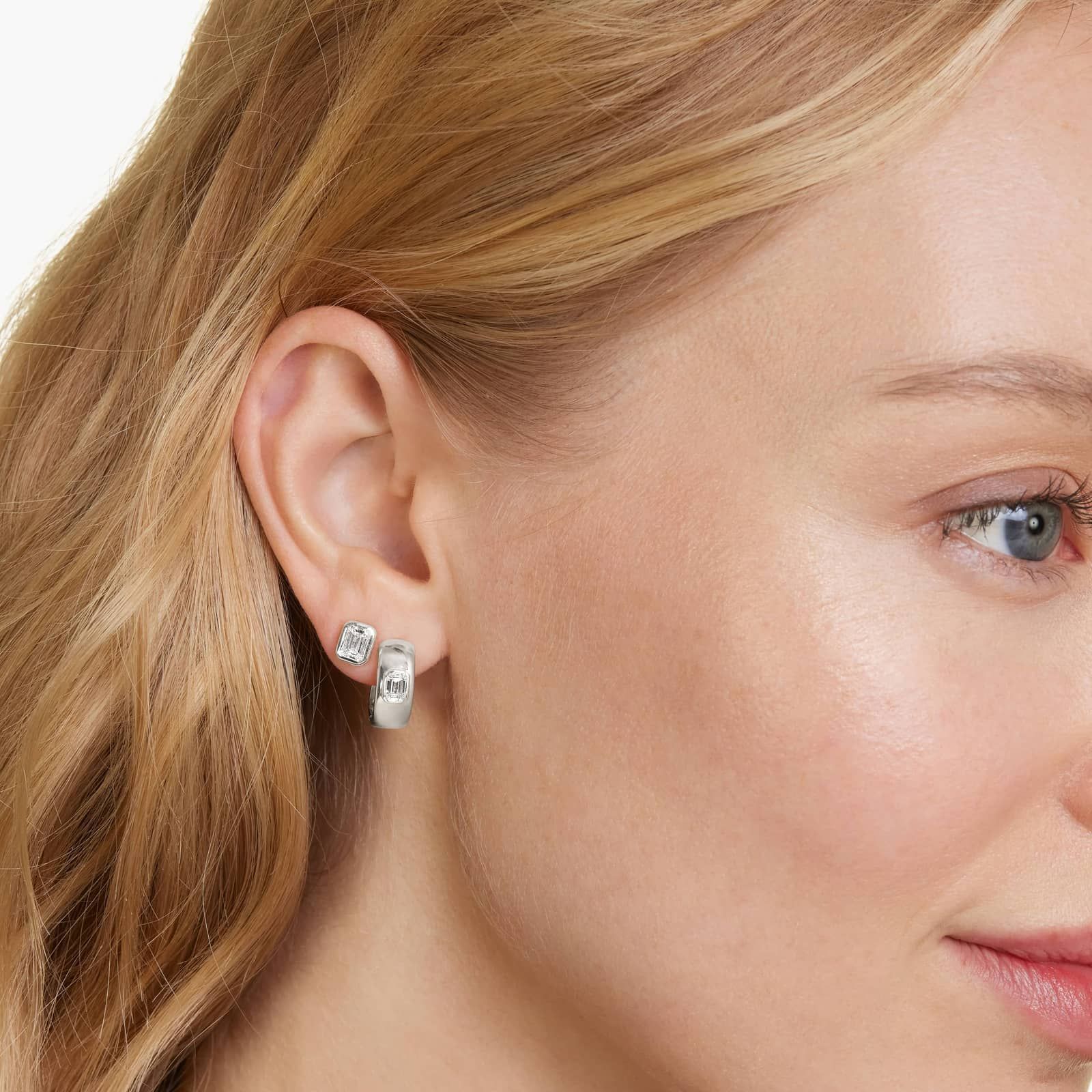 14K White Gold Fancy Bezels Lab Grown Emerald Diamond Huggie Hoop Earrings