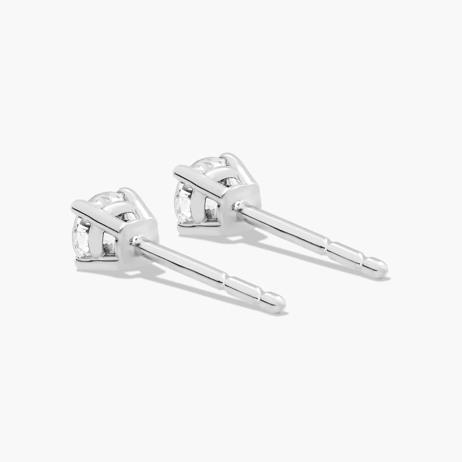 Four Prong 0.25 CTW Round Brilliant Diamond Earrings In Platinum