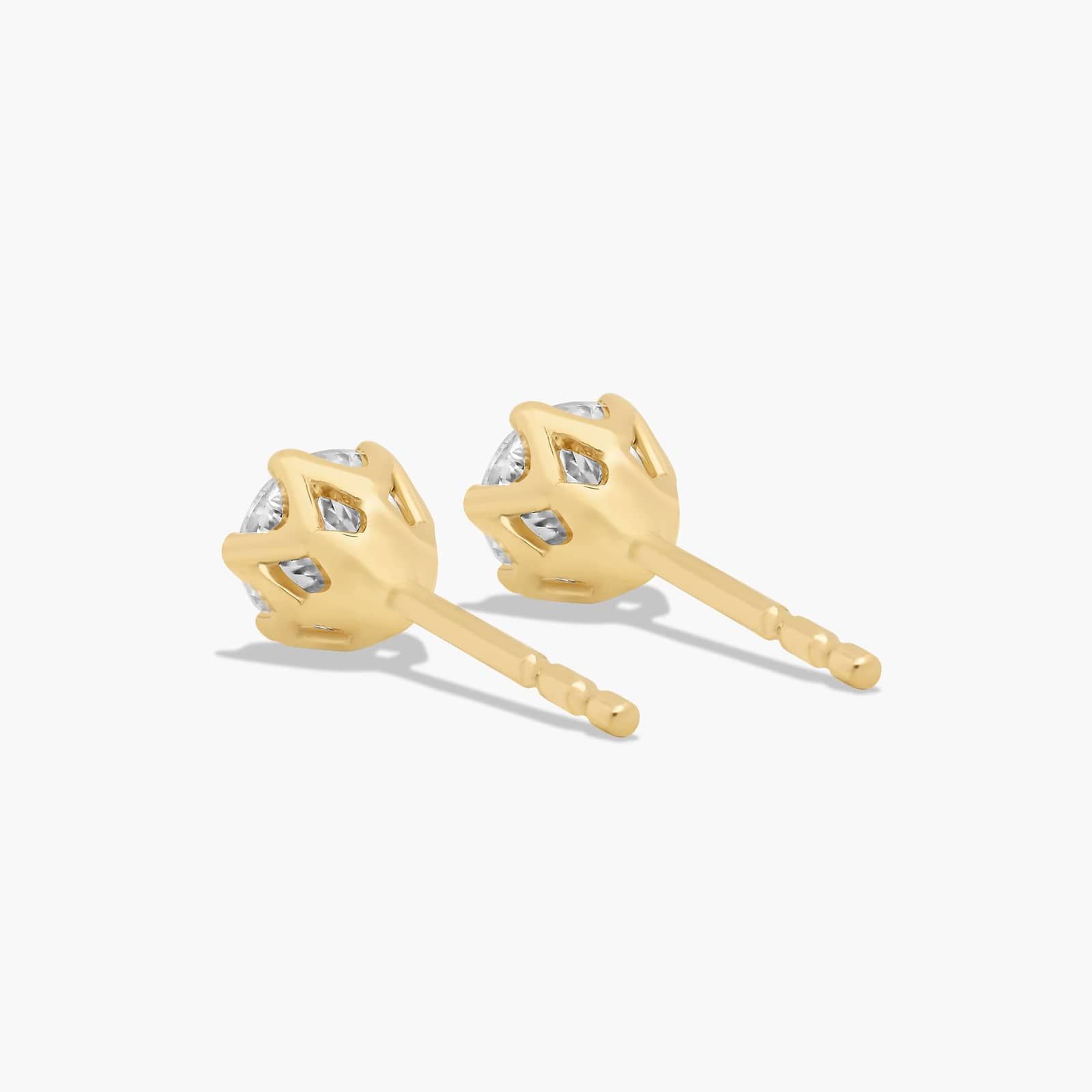 Scallop Basket 0.5 CTW Lab-Grown Diamond Stud Earrings In 14K Yellow Gold