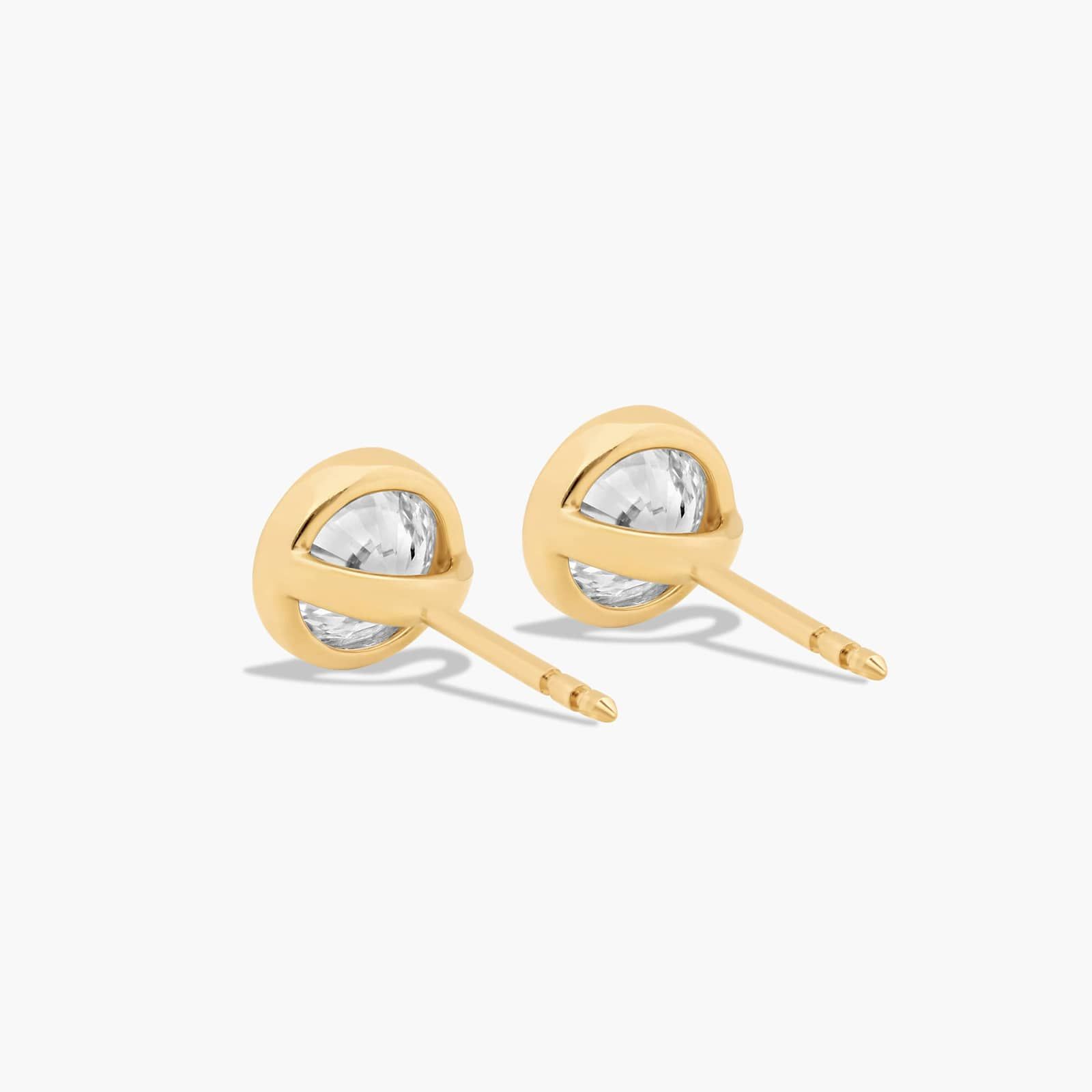 Milgrain Bezel 1.5 CTW Lab-Grown Diamond Stud Earrings In 14K Yellow Gold