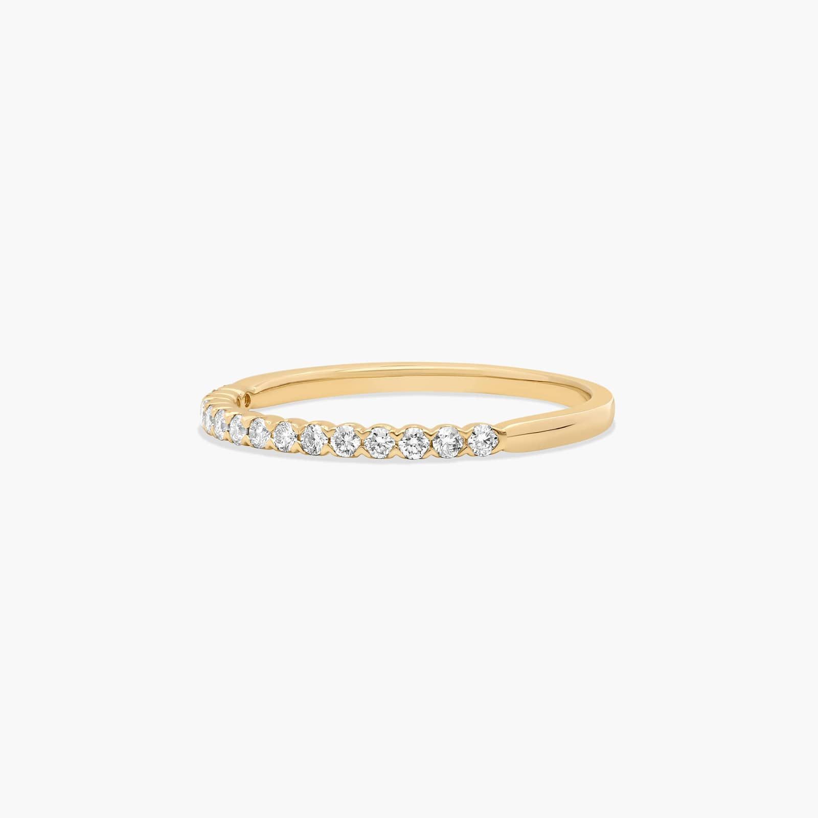 Fishtail Wedding Ring With 0.2 CTW Diamonds In 14K Yellow Gold (1.50mm)