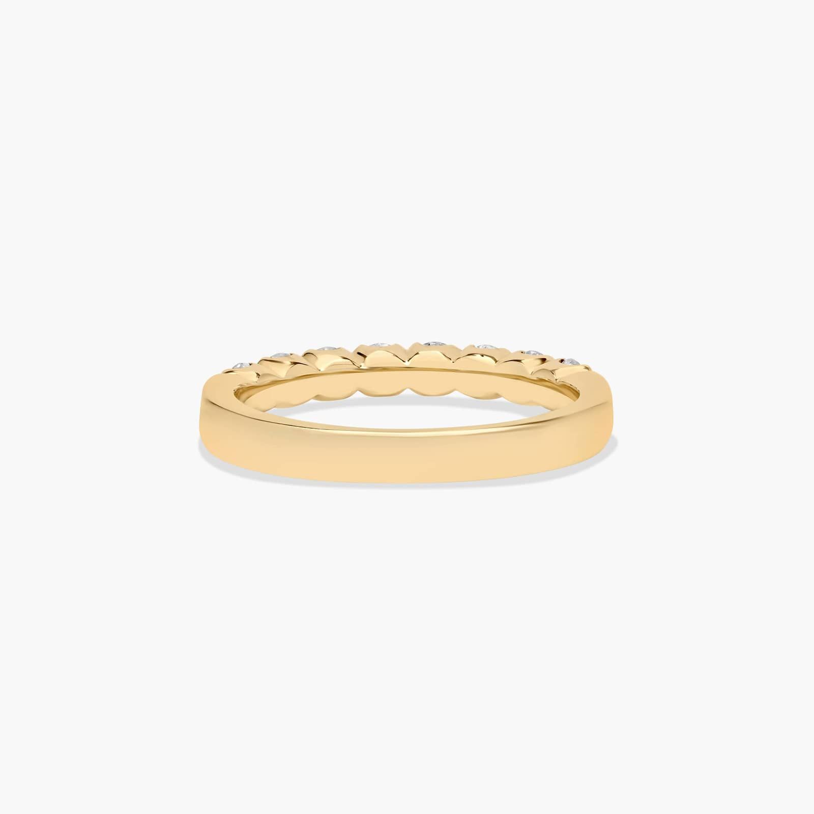 Fishtail Wedding Ring With 0.5 CTW Diamonds In 14K Yellow Gold (2.50mm)