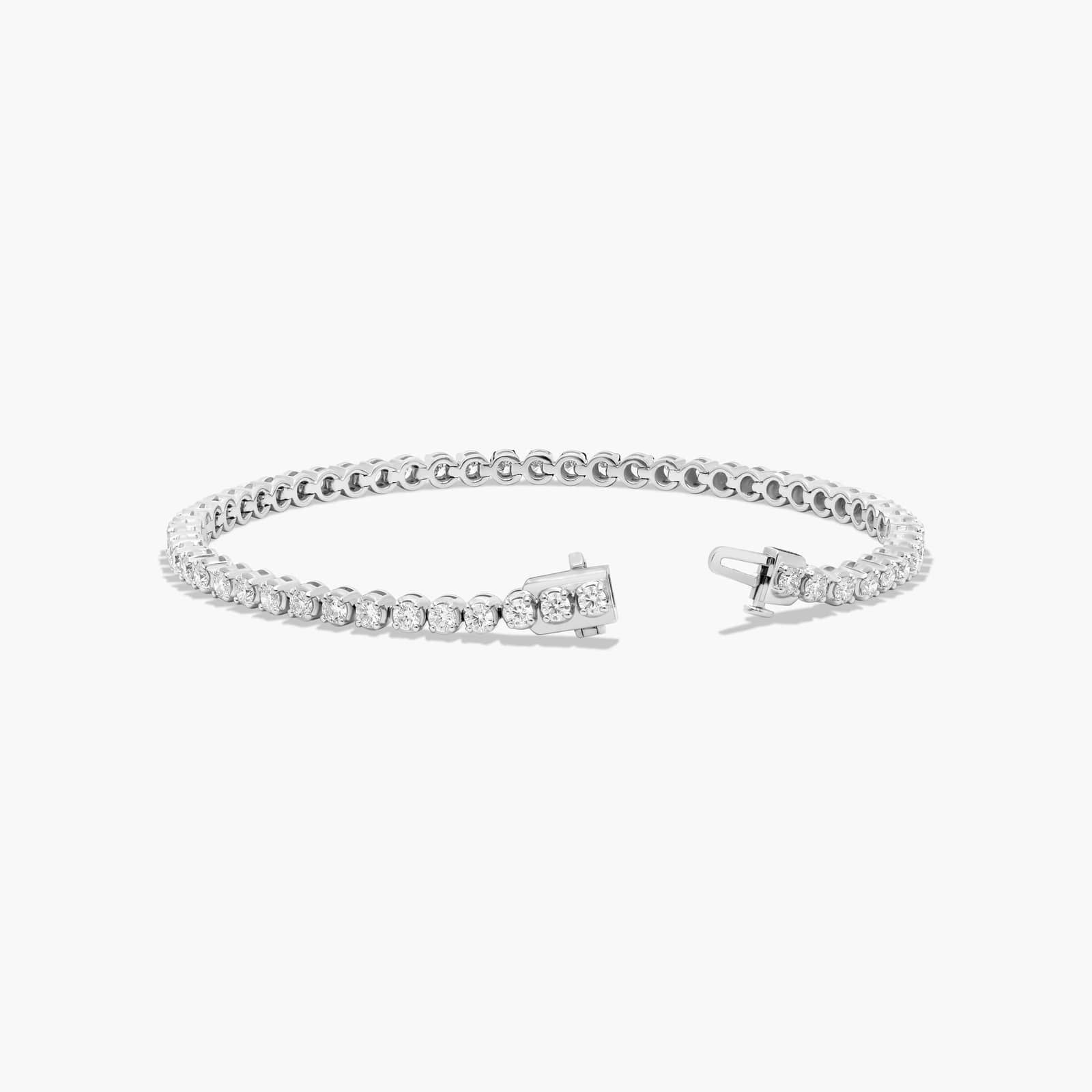 Tennis Bracelet With 3 CTW Diamonds In Platinum (7")