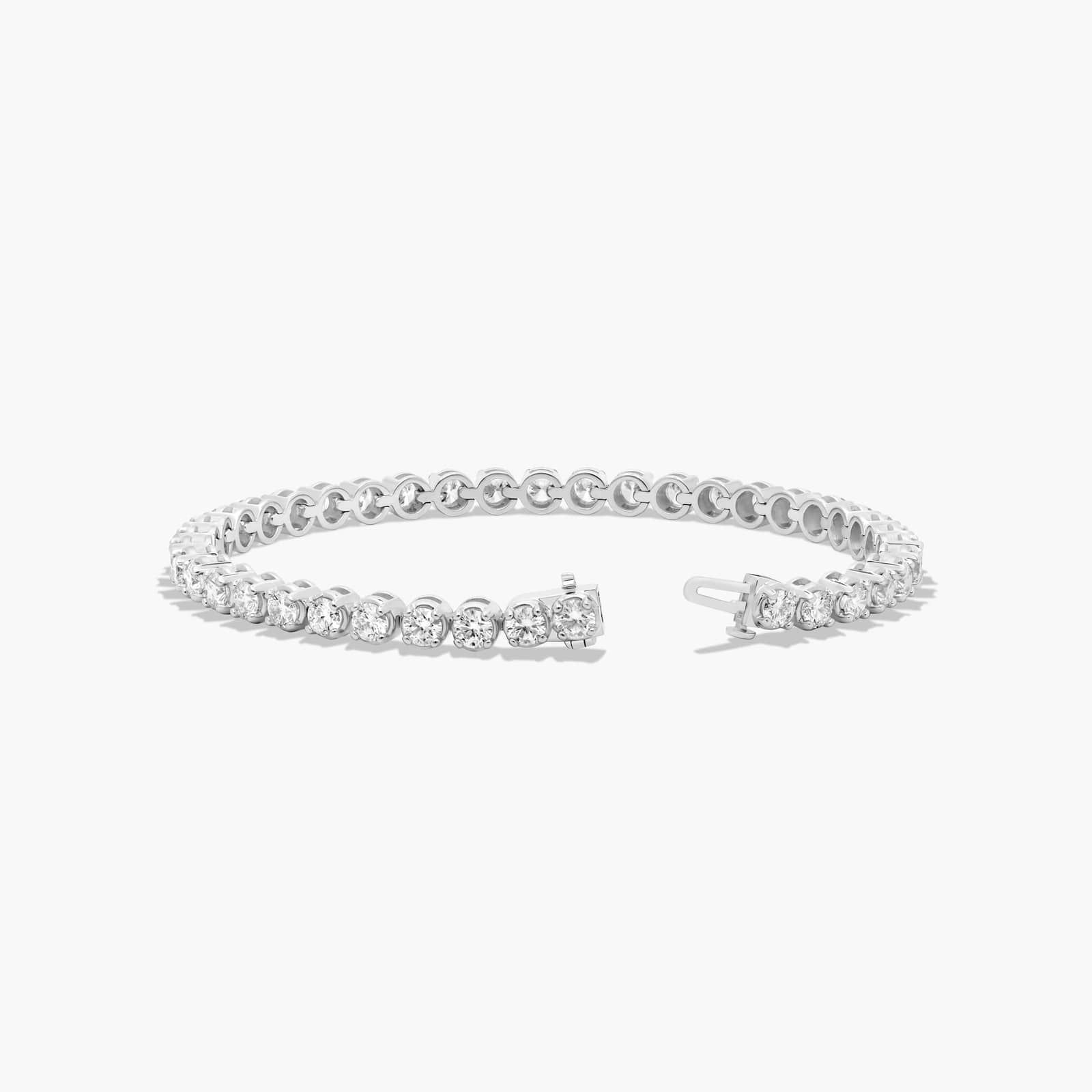 Tennis Bracelet With 7 CTW Diamonds In Platinum (7")
