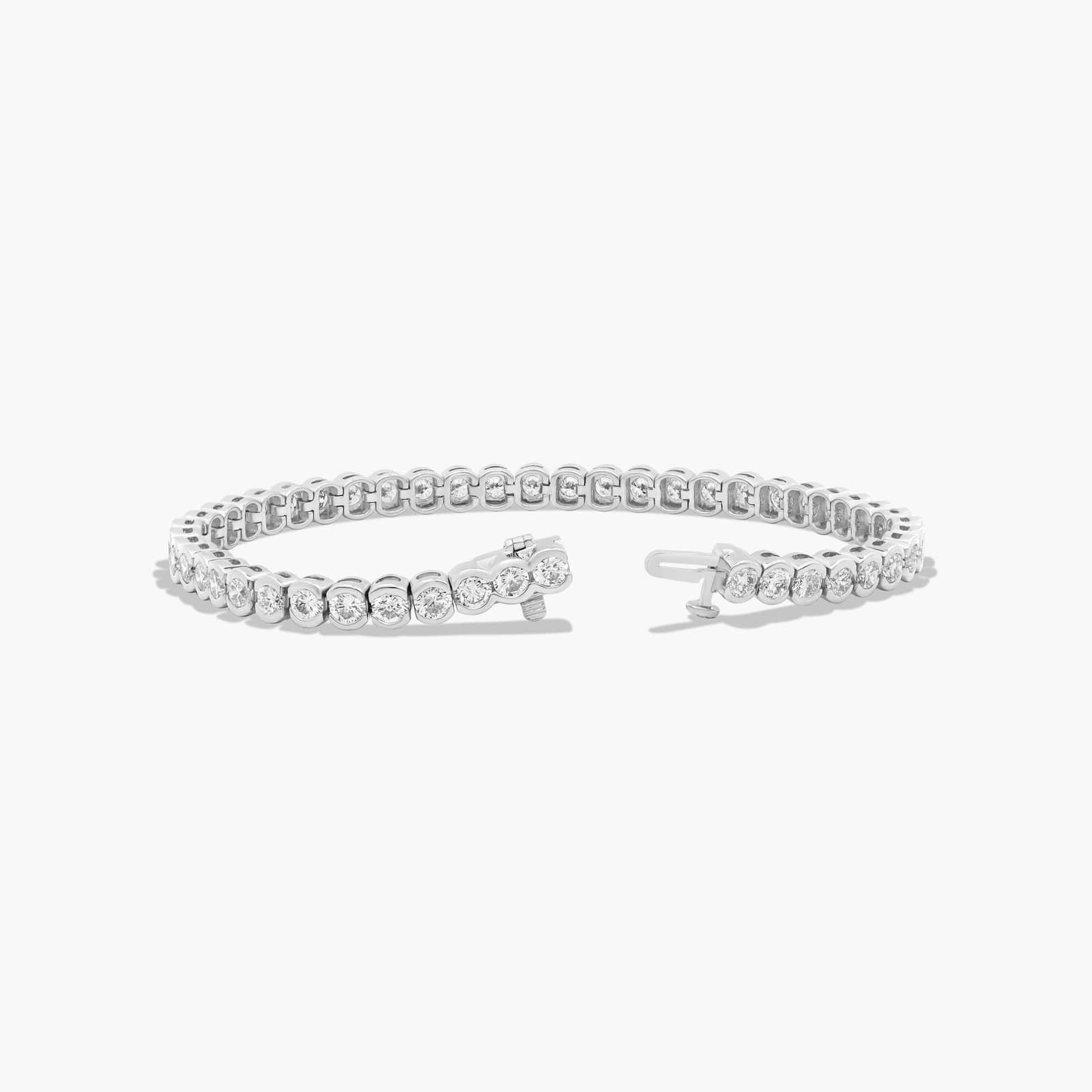 Bezel Tennis Bracelet With 7 CTW Diamonds In Platinum