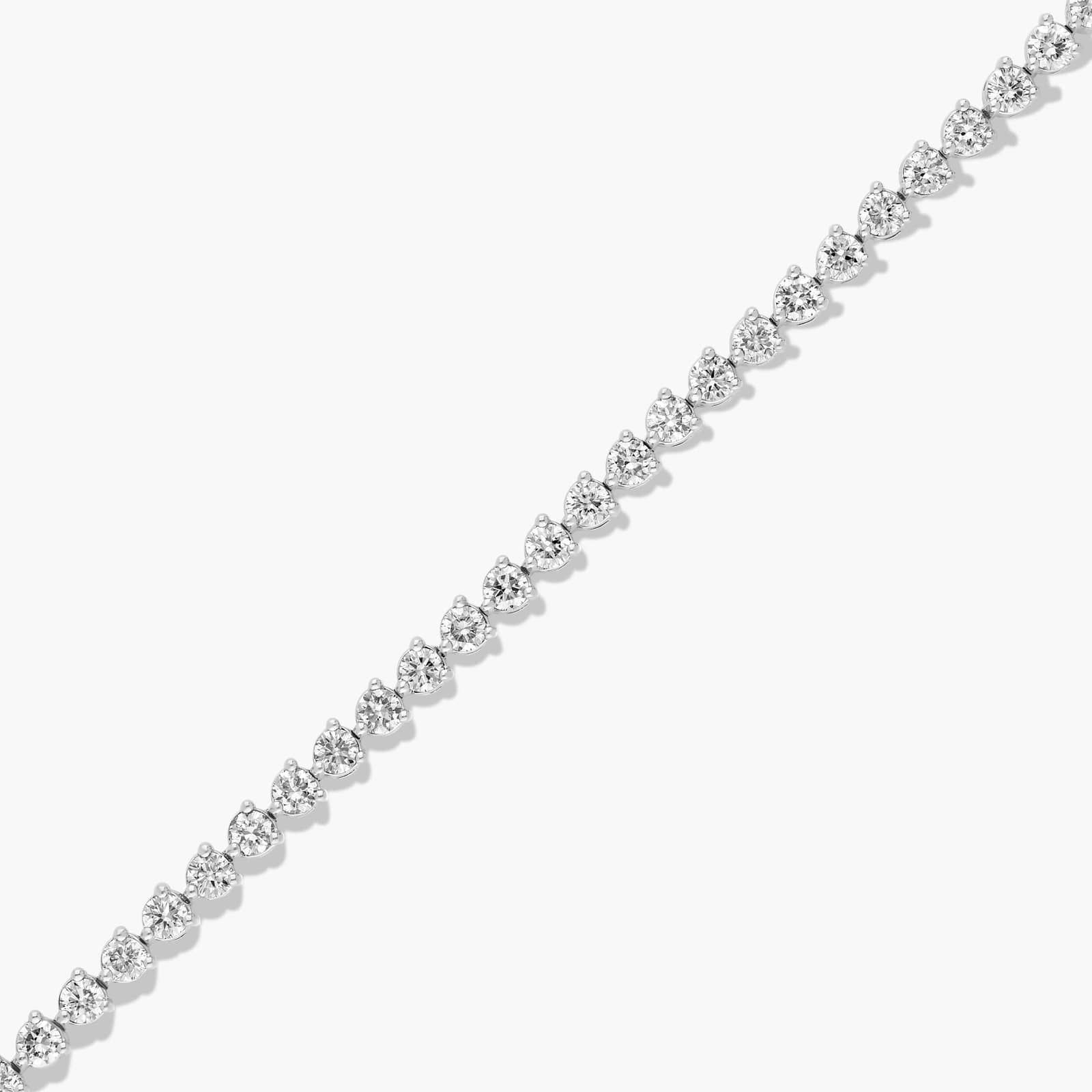 Flower Clasp Tennis Bracelet With 4 CTW Diamonds In Platinum