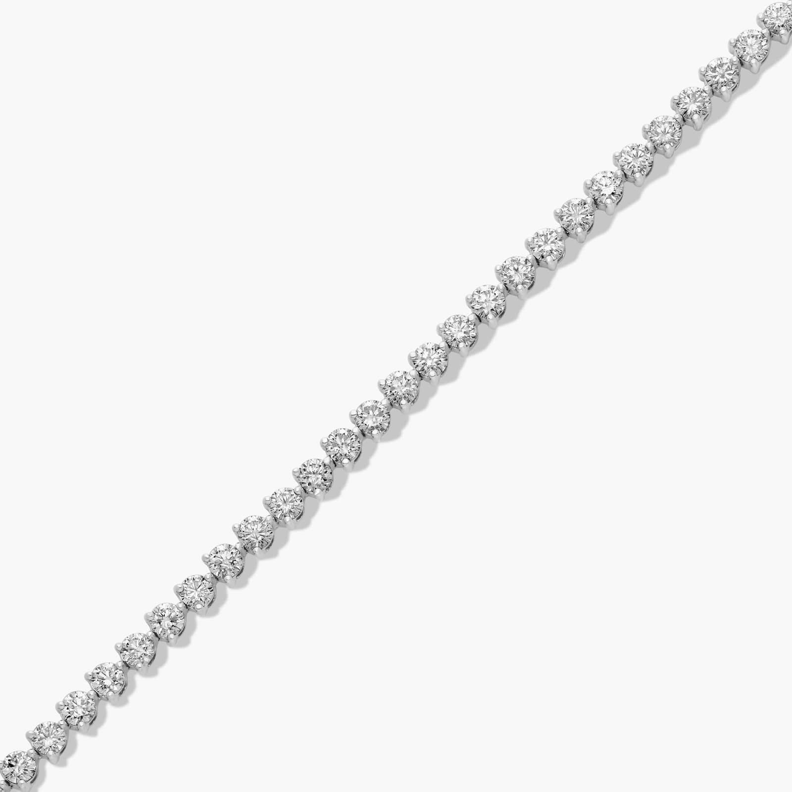 Flower Clasp Tennis Bracelet With 5 CTW Diamonds In Platinum