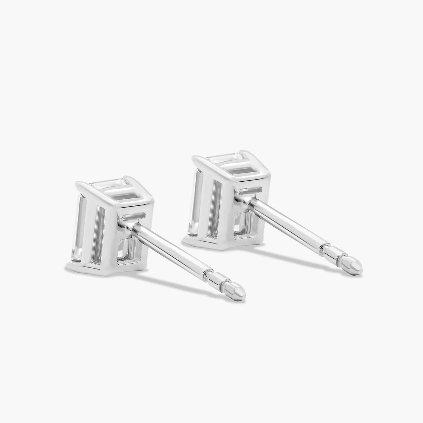 Emerald Cut 0.75 CTW Diamond Stud Earrings In Platinum