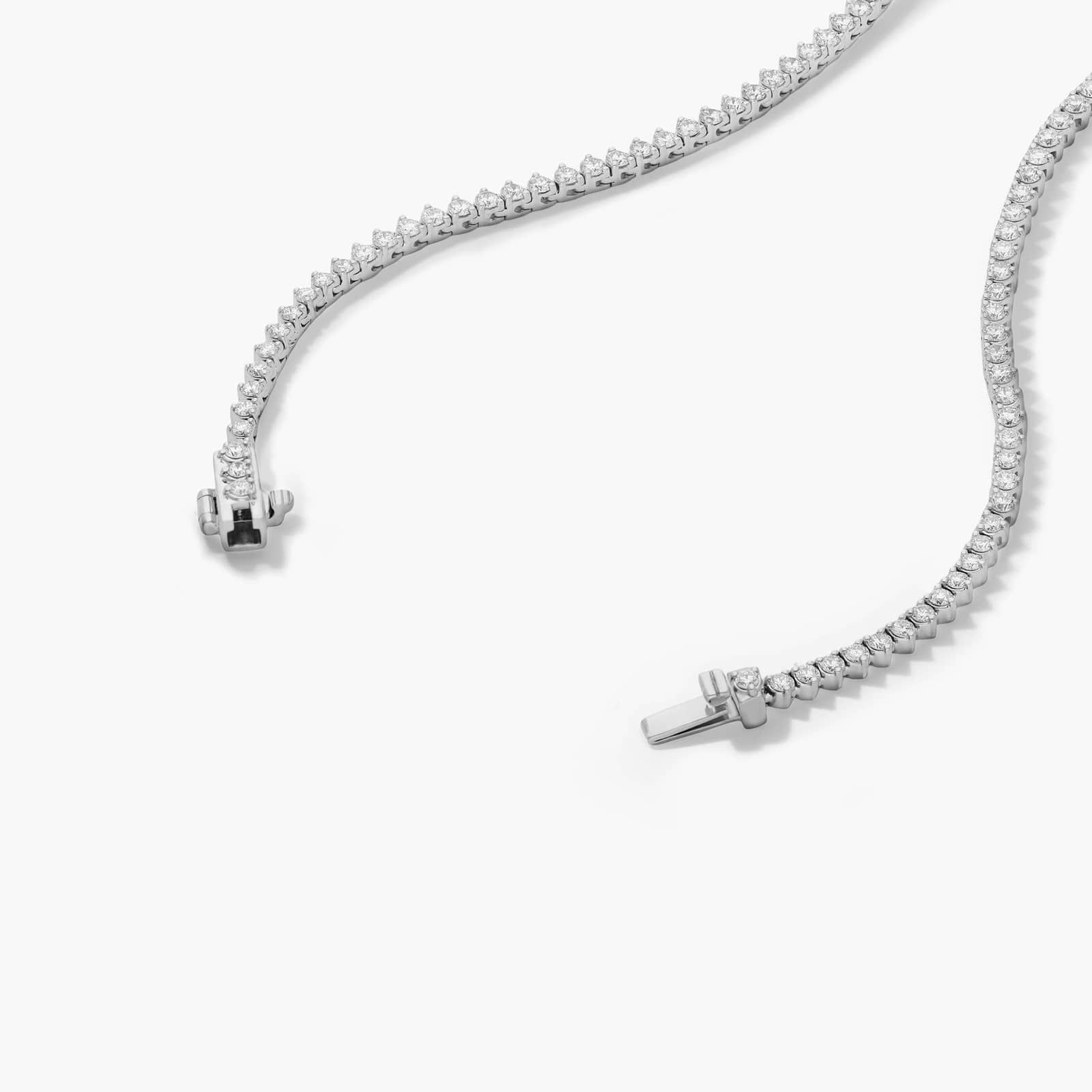 14K White Gold Riviera Three Prong Graduating Diamond Tennis Necklace (7.00 CTW - H-I / SI1-SI2)