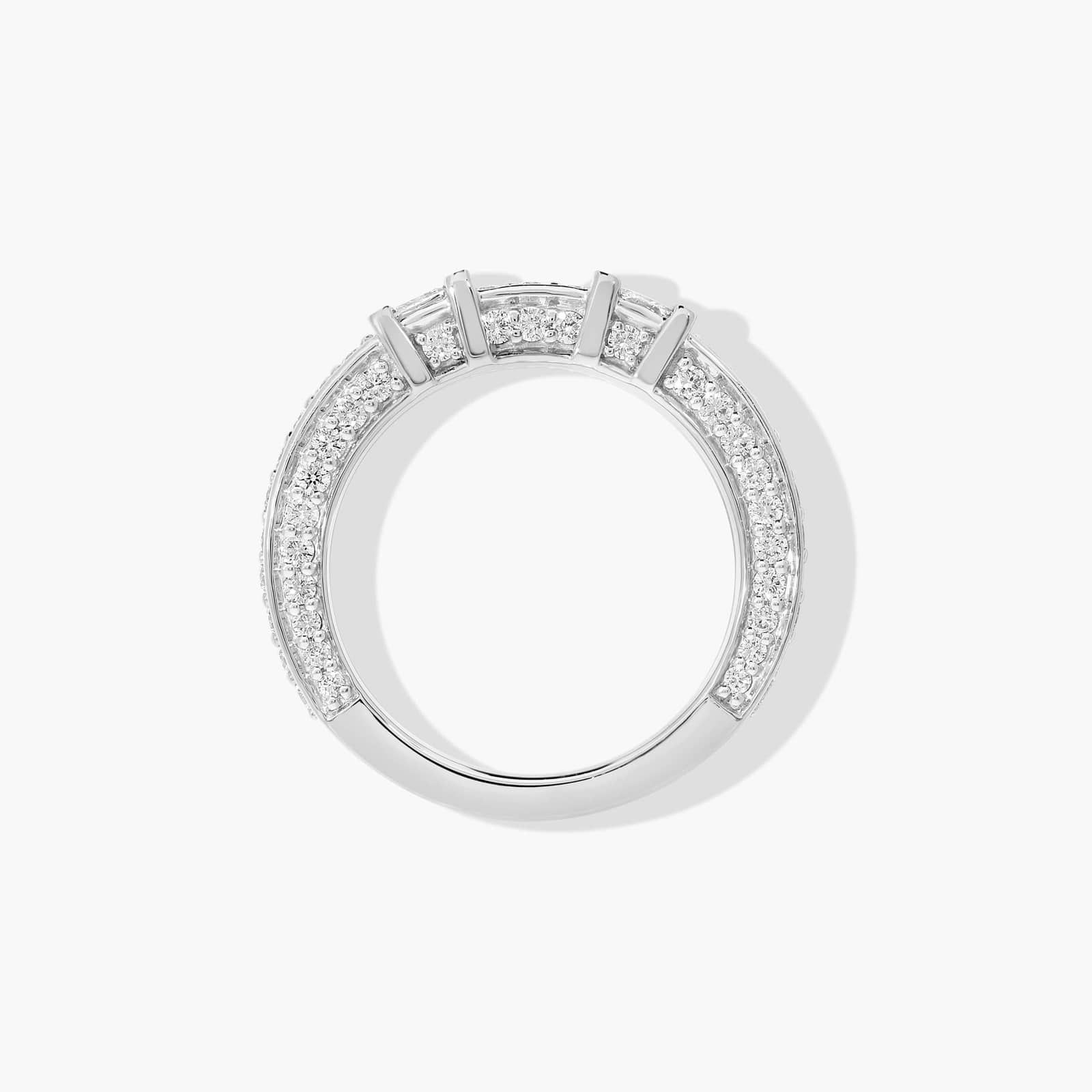 14K White Gold 0.93ct Bar Set and Pavé Diamond Wedding Ring