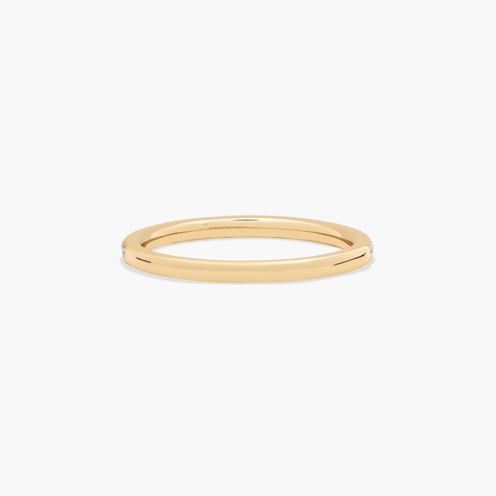 Pavé Rounded Diamond Wedding Ring In 18K Yellow Gold (1.50mm)