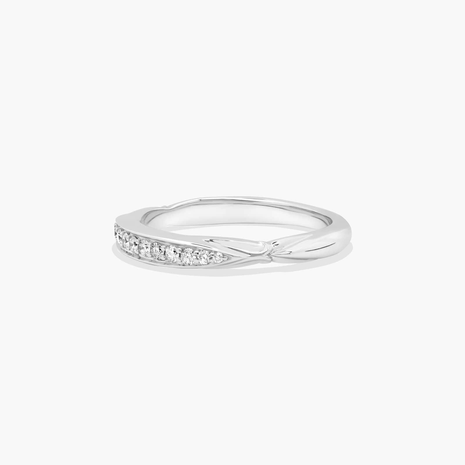 Single Row Graduate Shank Wedding Ring In 14K White Gold (2.50mm)