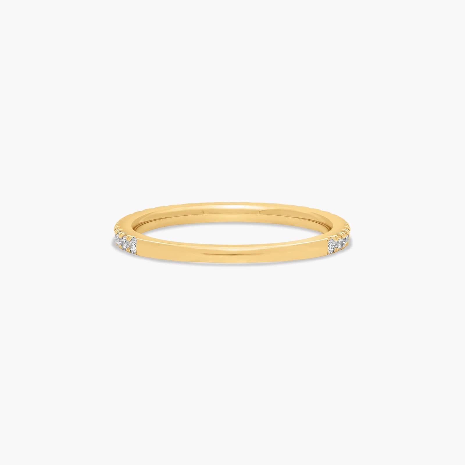 Pavé Diamond Wedding Ring In 18K Yellow Gold (1.50mm)