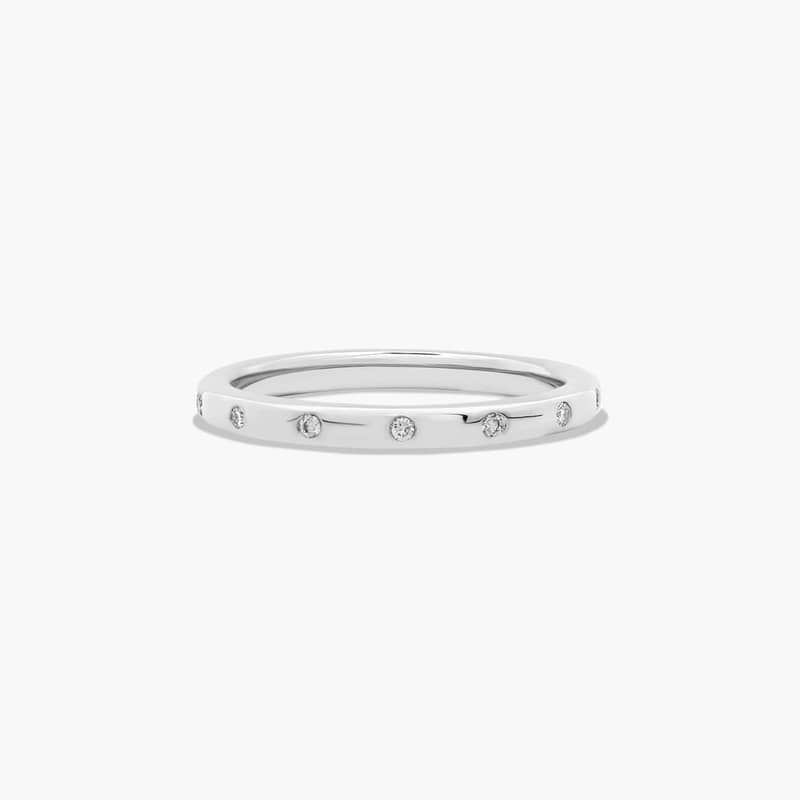 Sleek Accent Diamond Wedding Ring In Platinum (2.00mm)