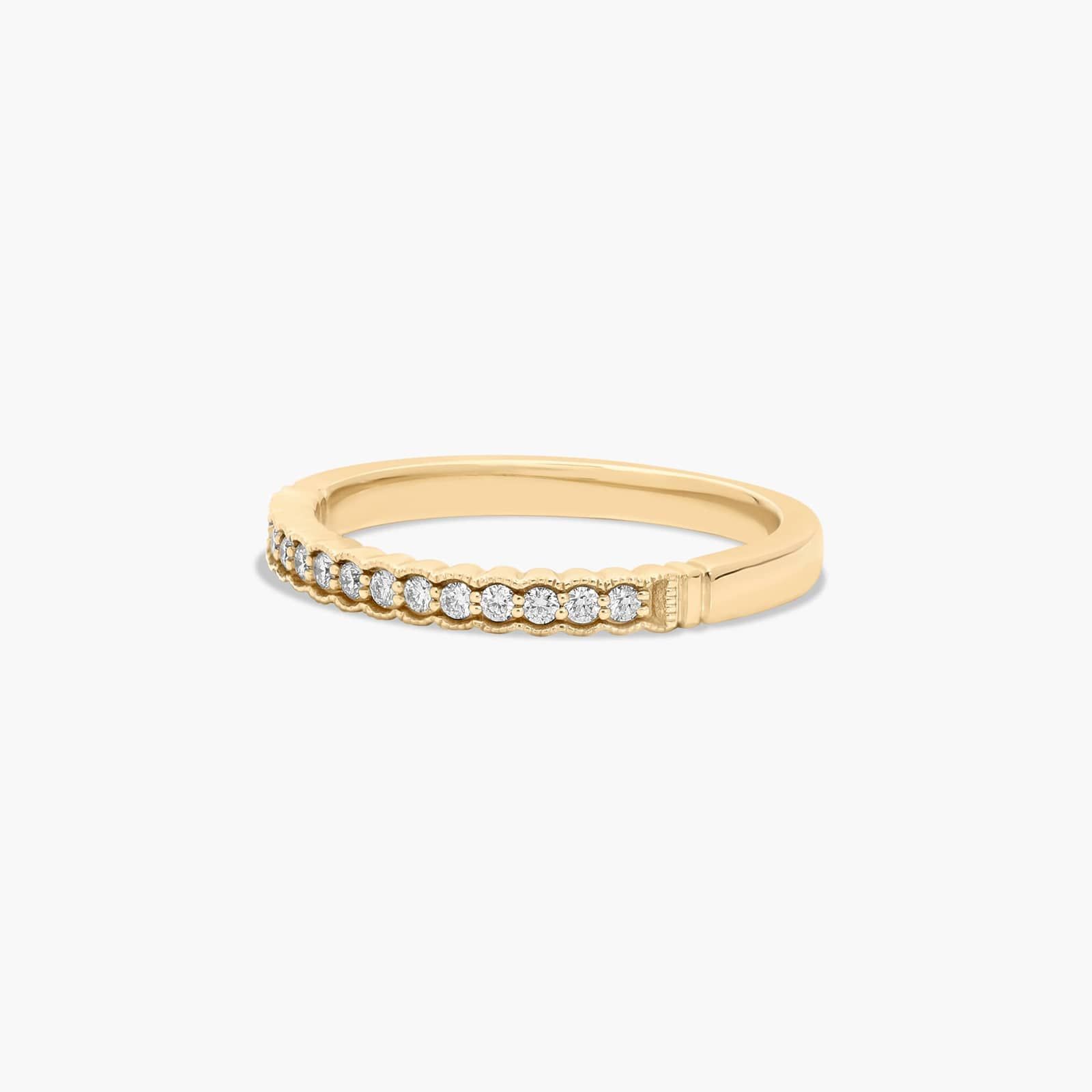 Regal Diamond Wedding Ring In 18K Yellow Gold (2.20mm)