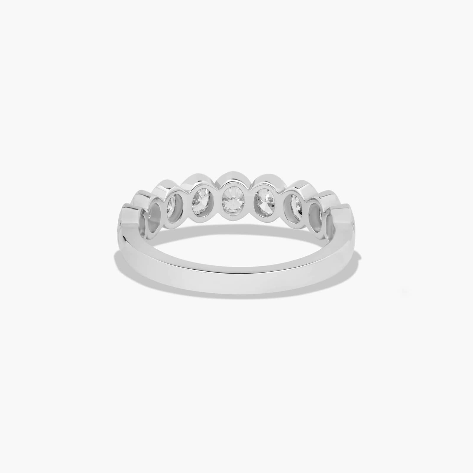 Bezel Set Wedding Ring With Oval Cut Diamonds In Platinum (2.00mm)