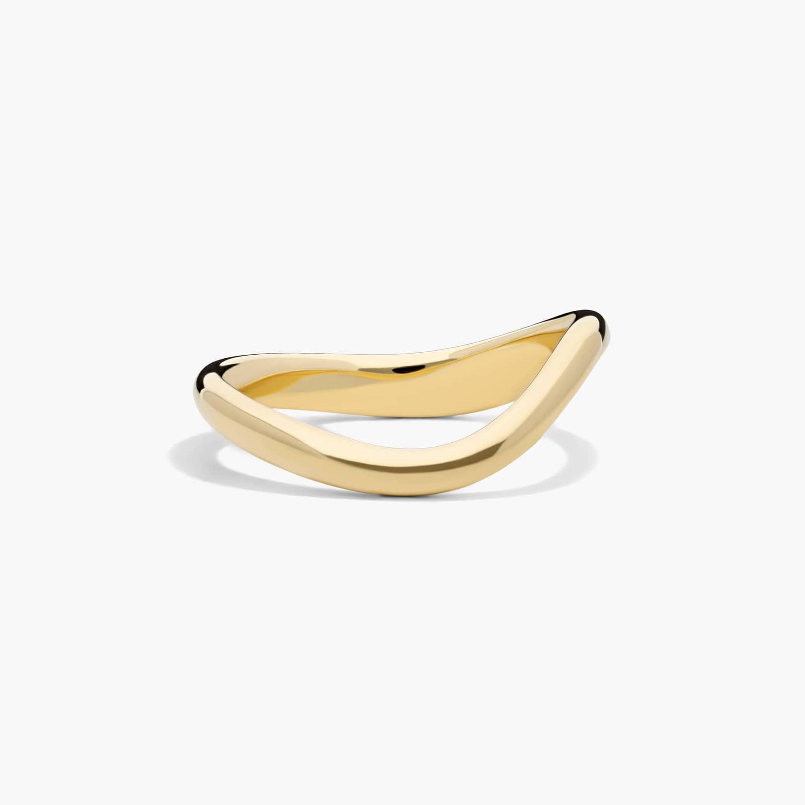 Sculptural Waves Wedding Ring in 18K Yellow Gold (2.3mm)