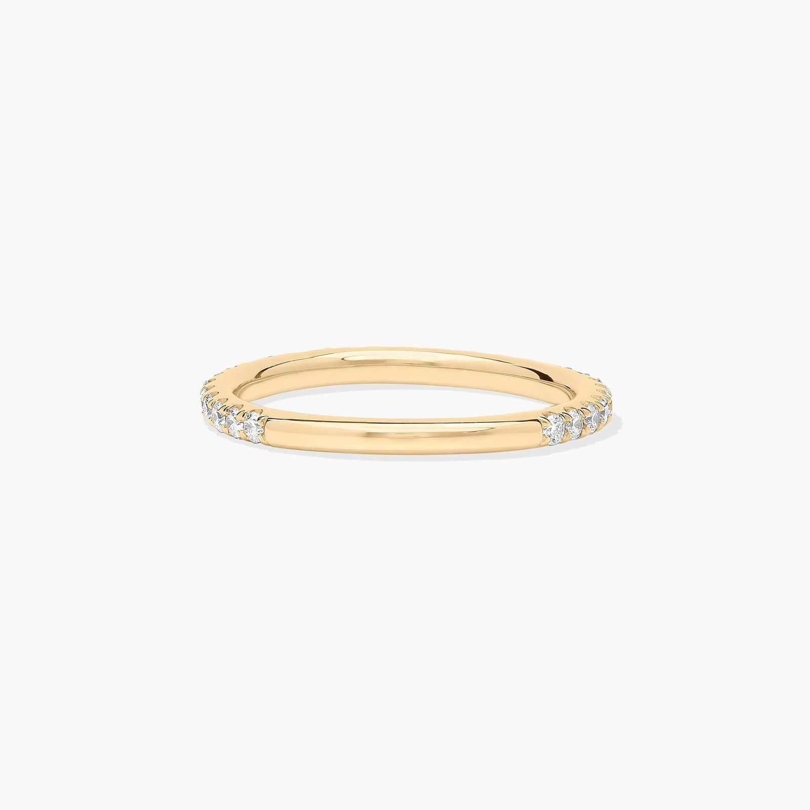 Classic Pavé Diamond Wedding Ring In 18K Yellow Gold (1.50mm)