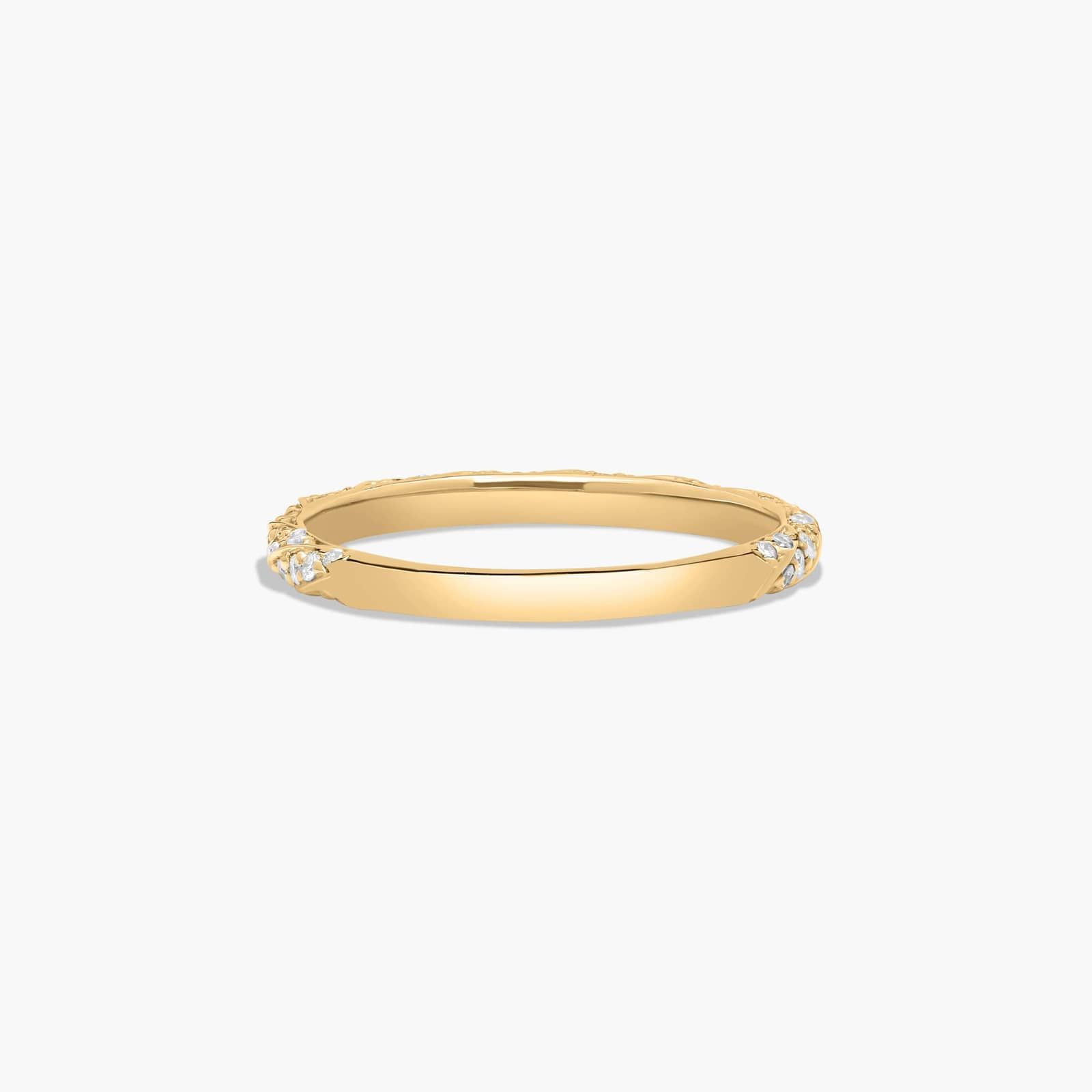 Twisted Pavé Diamond Wedding Ring In 14K Yellow Gold (2.00mm)