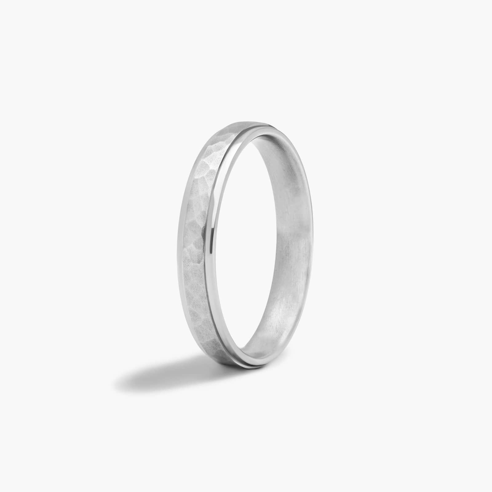 Comfort Fit Hammered Men's Wedding Band In 14K White Gold (4.00mm)