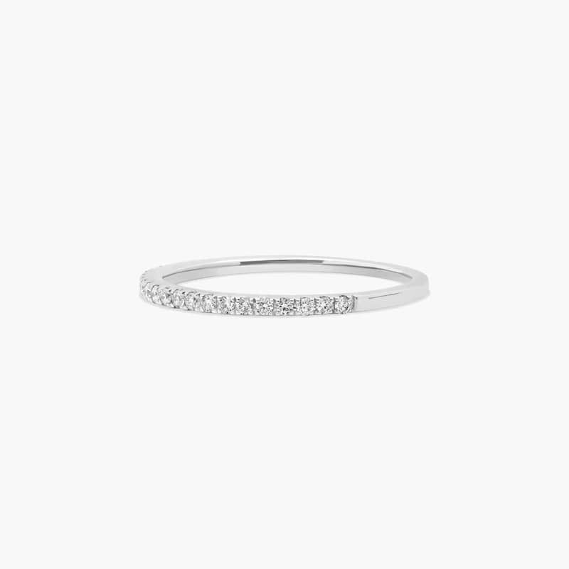 Single Row Diamond Wedding Ring In 14K White Gold (1.00mm)
