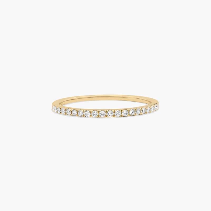 Single Row Diamond Wedding Ring In 14K Yellow Gold (1.00mm)