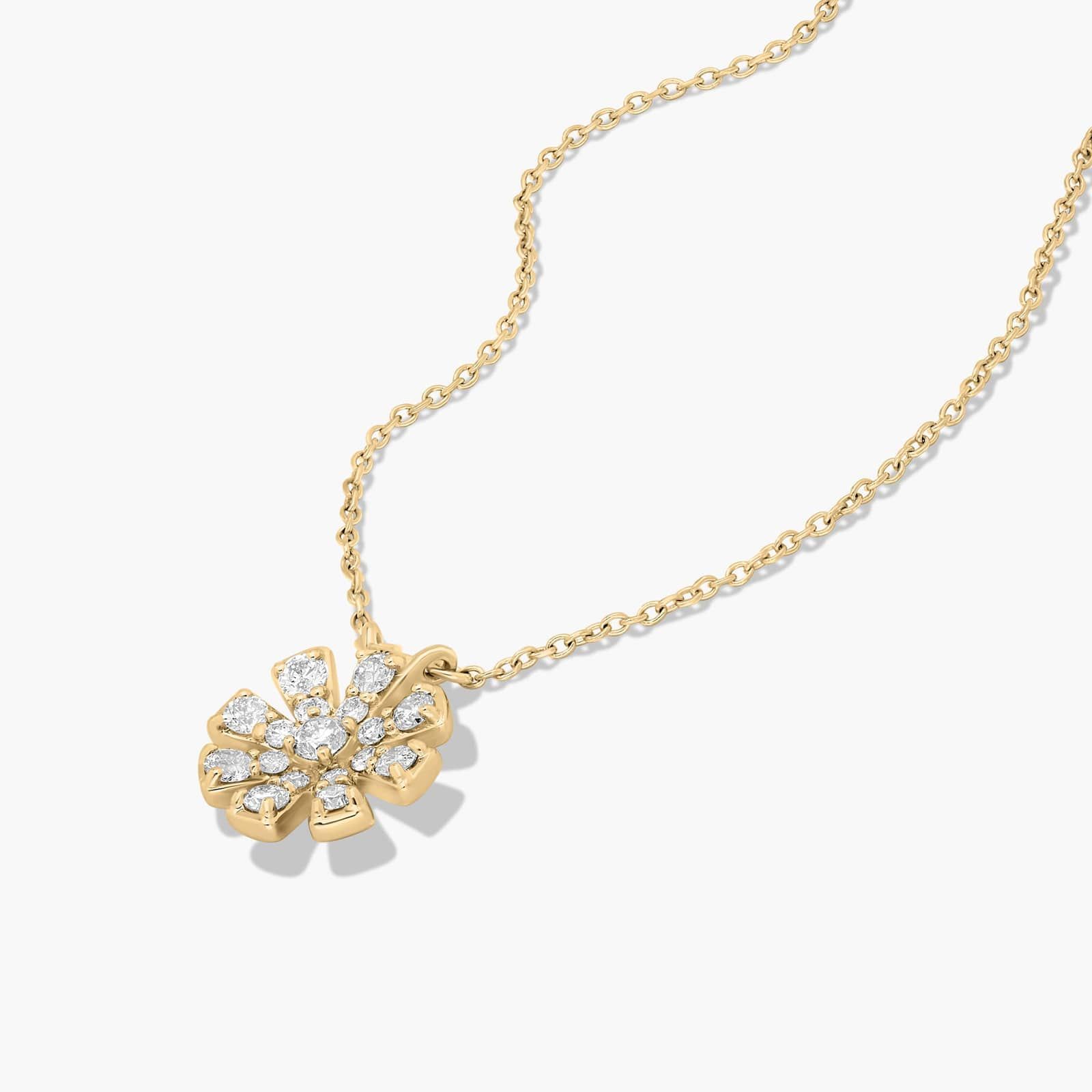14K Yellow Gold Dainty Diamonds Pavé Flower Necklace