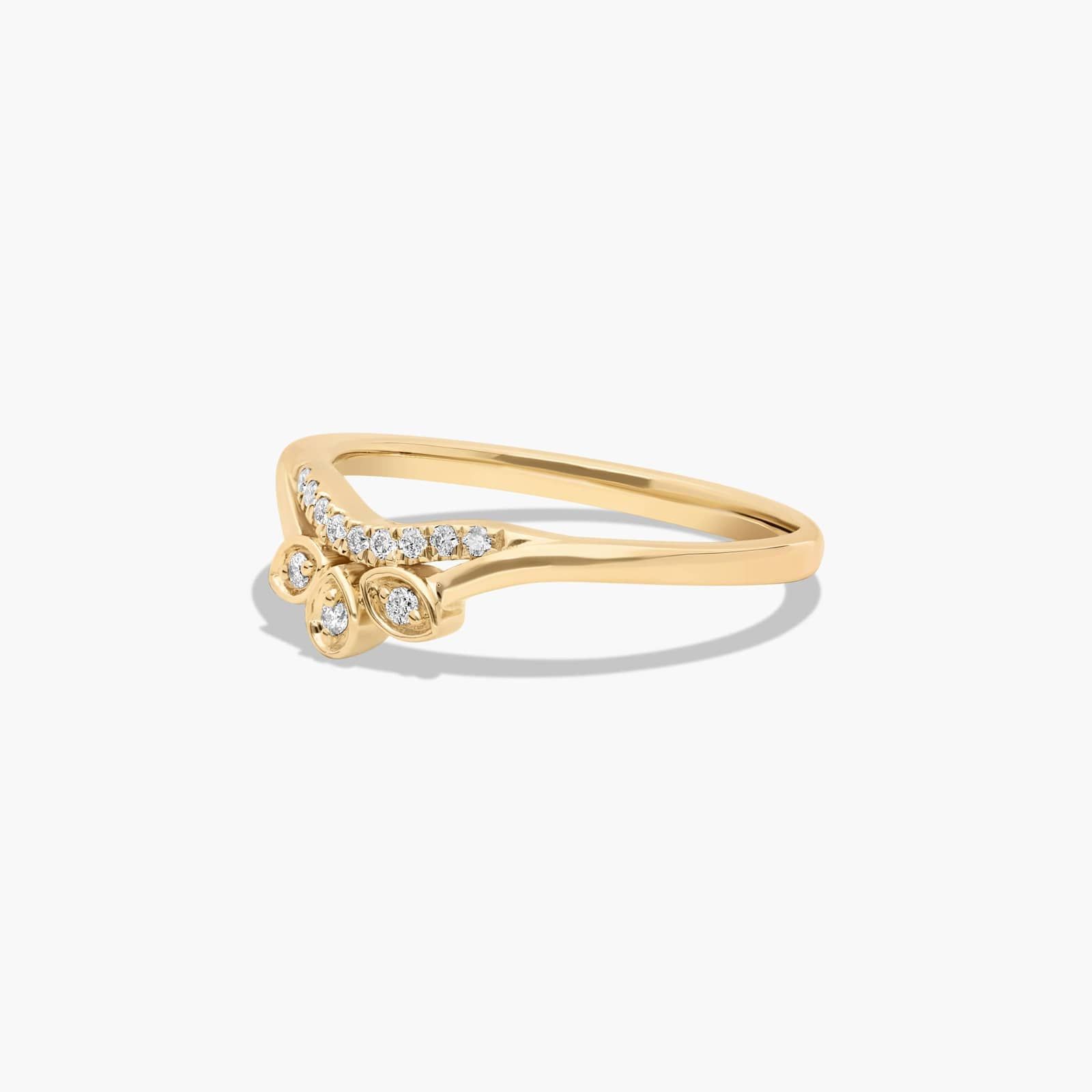 Dainty Diamonds Tiara Inspired Pavé Stack Ring In 14K Yellow Gold