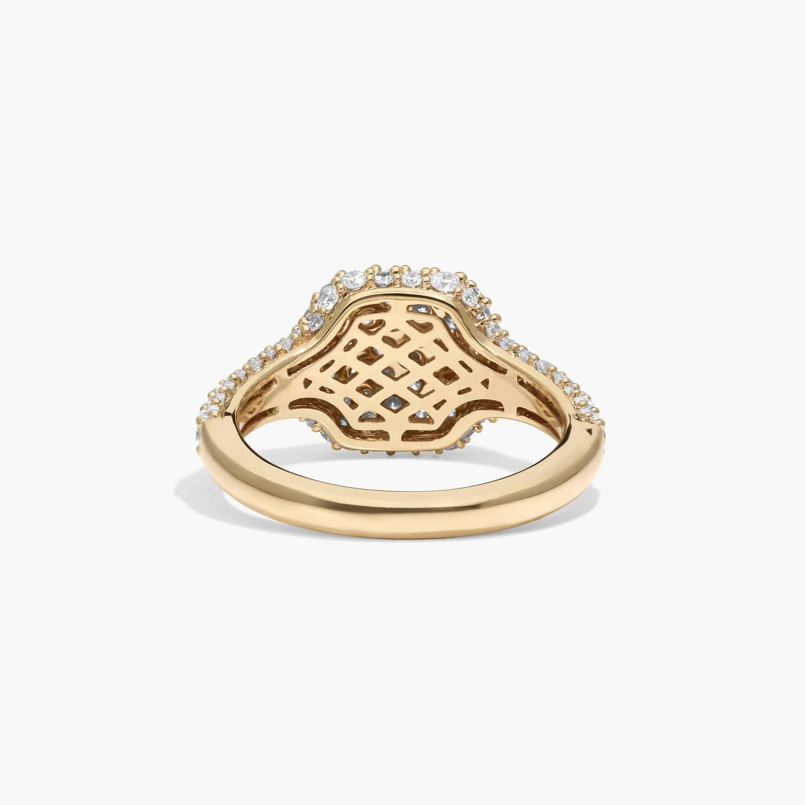 Scattered Pavé Signet Ring With 0.90 CTW Round Lab-Grown Diamonds In 14K Yellow Gold