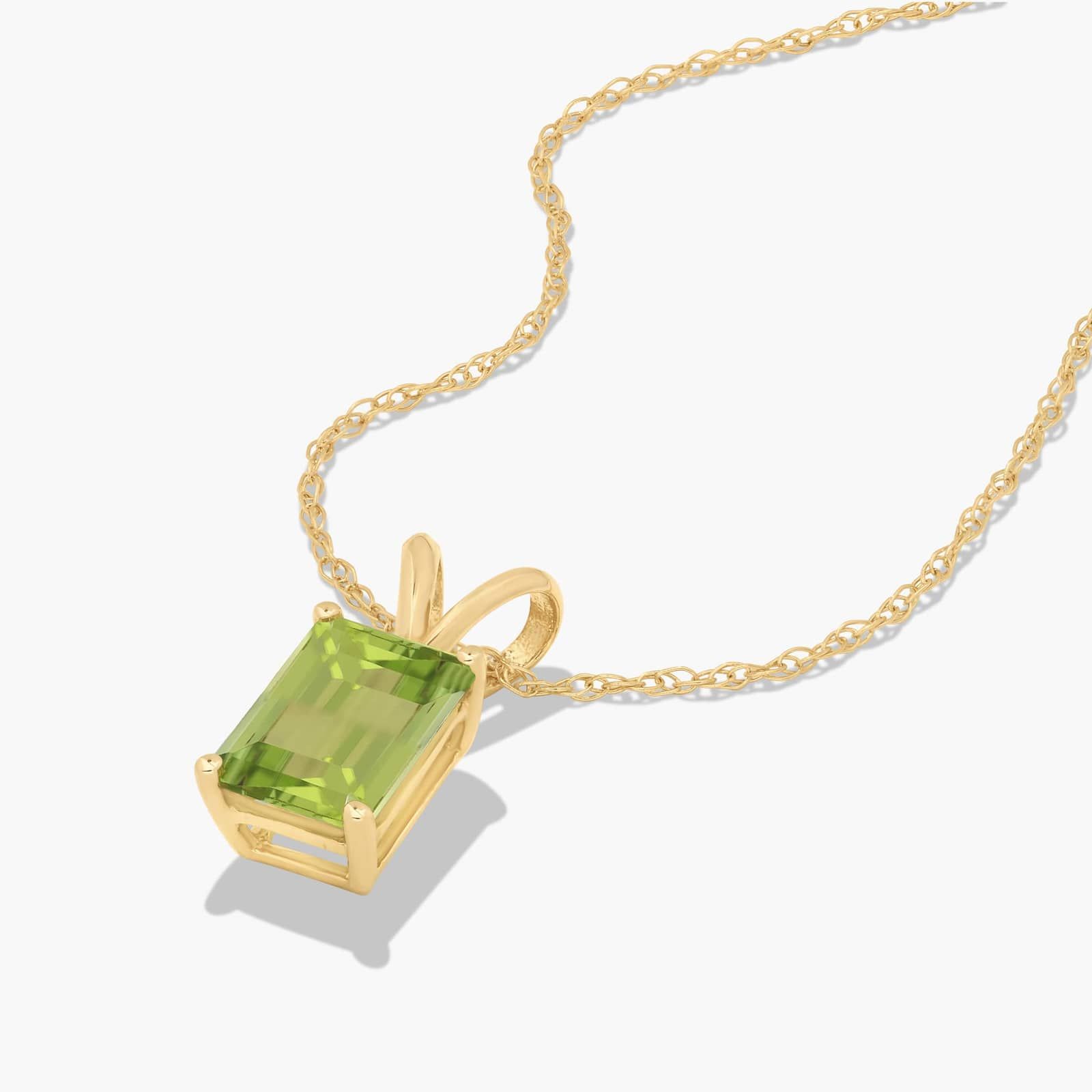 14K Yellow Gold Emerald Cut Peridot Birthstone Pendant Necklace