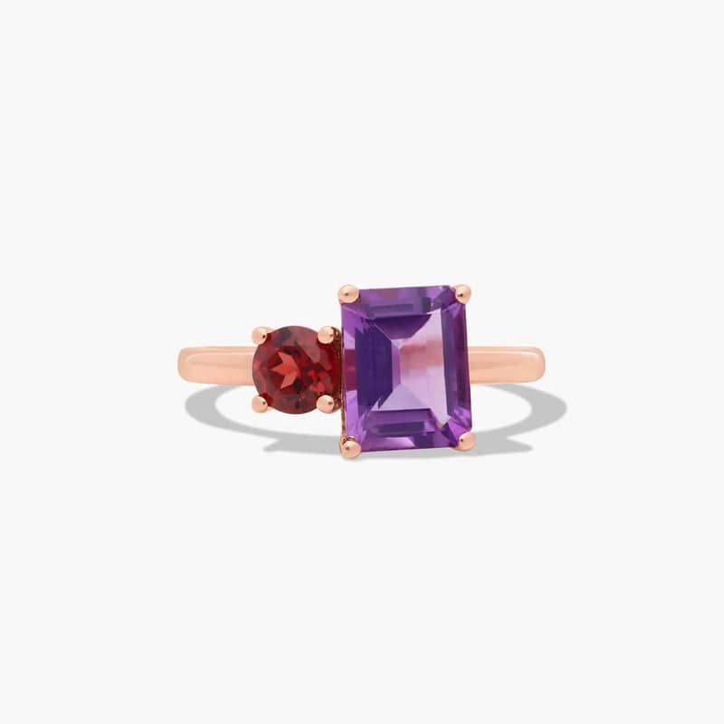 Radiant Reflections Emerald Cut Amethyst And Round Garnet Toi et Moi Ring In 14K Rose Gold