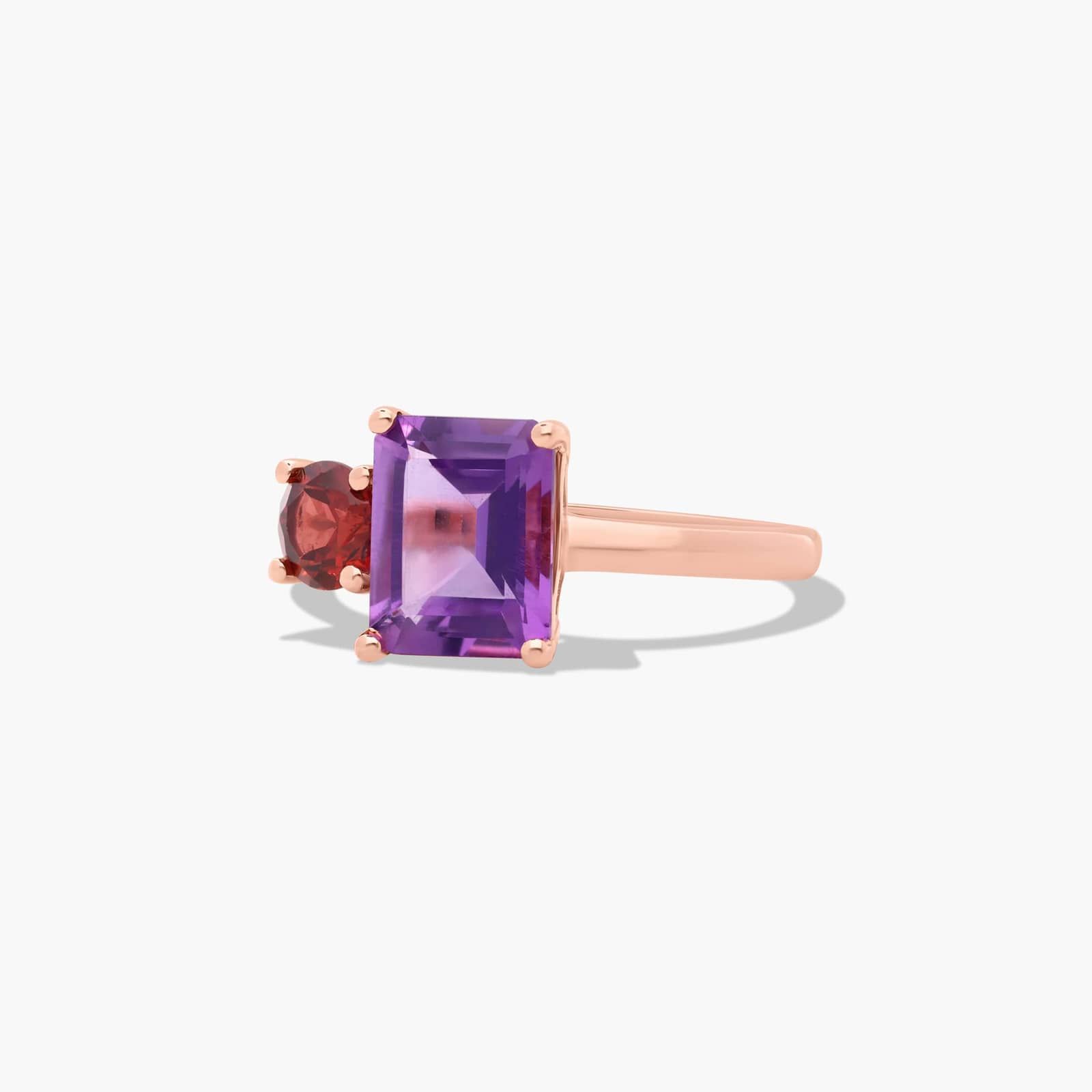Radiant Reflections Emerald Cut Amethyst And Round Garnet Toi et Moi Ring In 14K Rose Gold