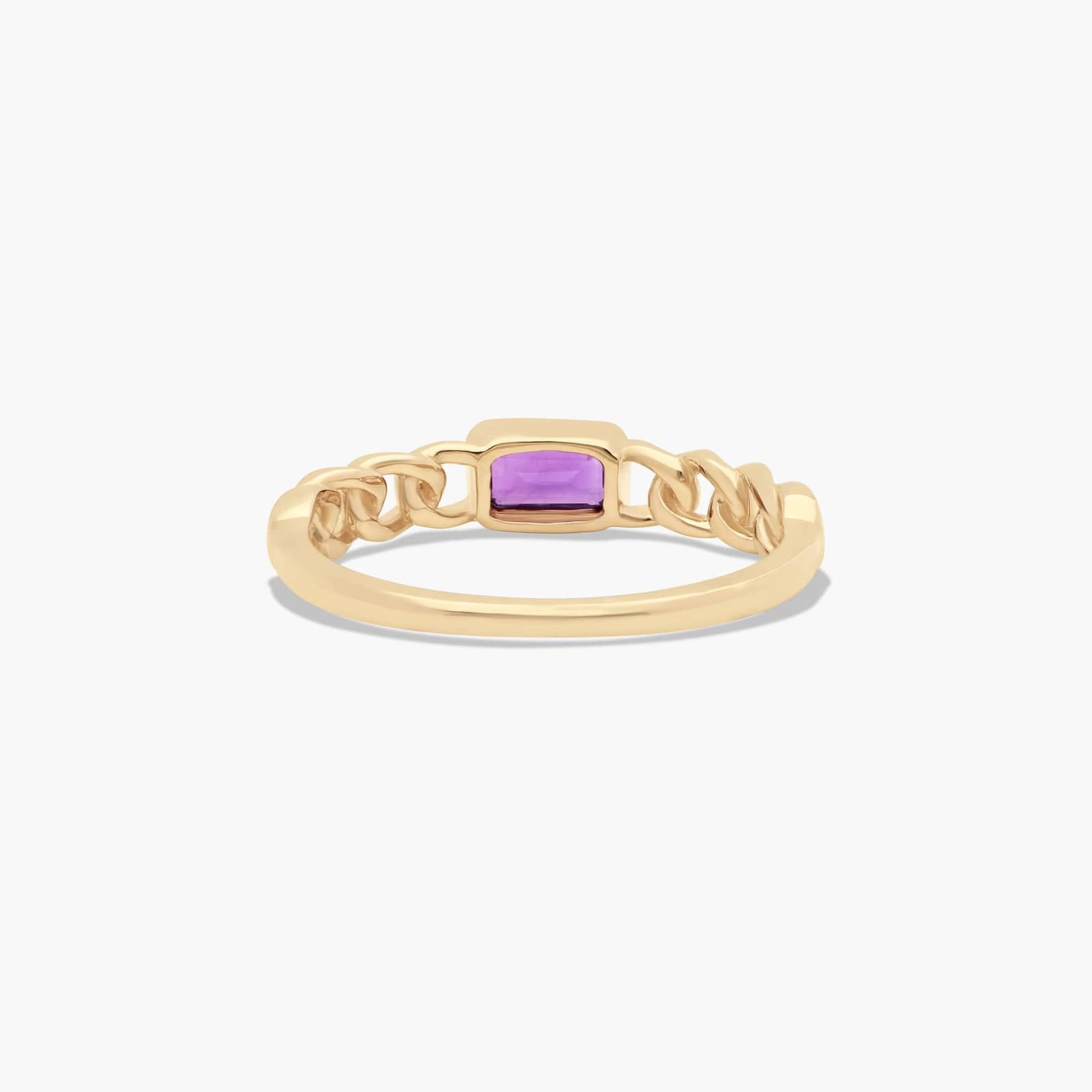 Radiant Reflections Amethyst Curb Chain Ring In 14K Yellow Gold