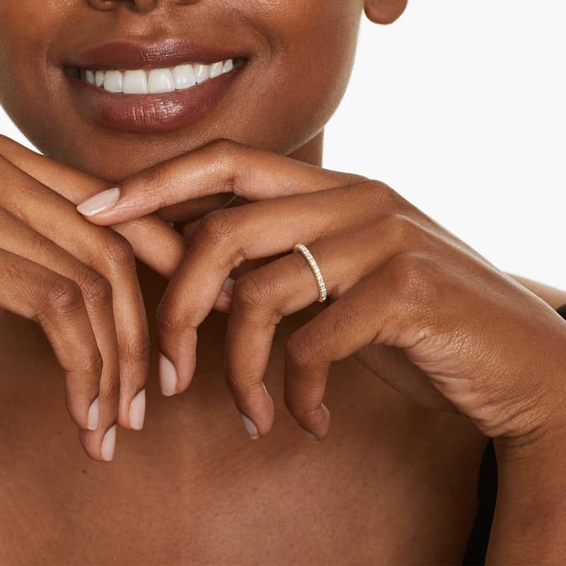 Rounded French Cut Pavé Diamond Wedding Ring In 14K Yellow Gold (1.60mm)