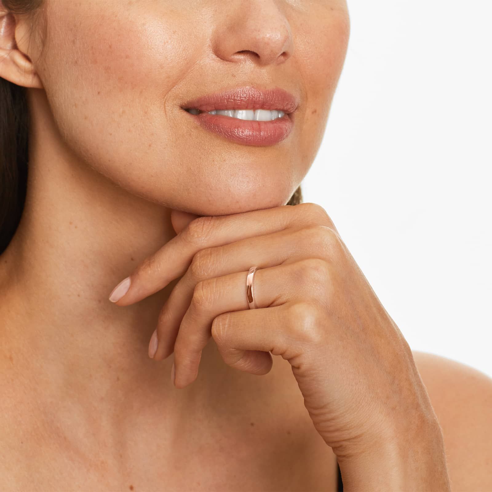 Traditional Straight Fit Wedding Ring In 14K Rose Gold (2.50mm)