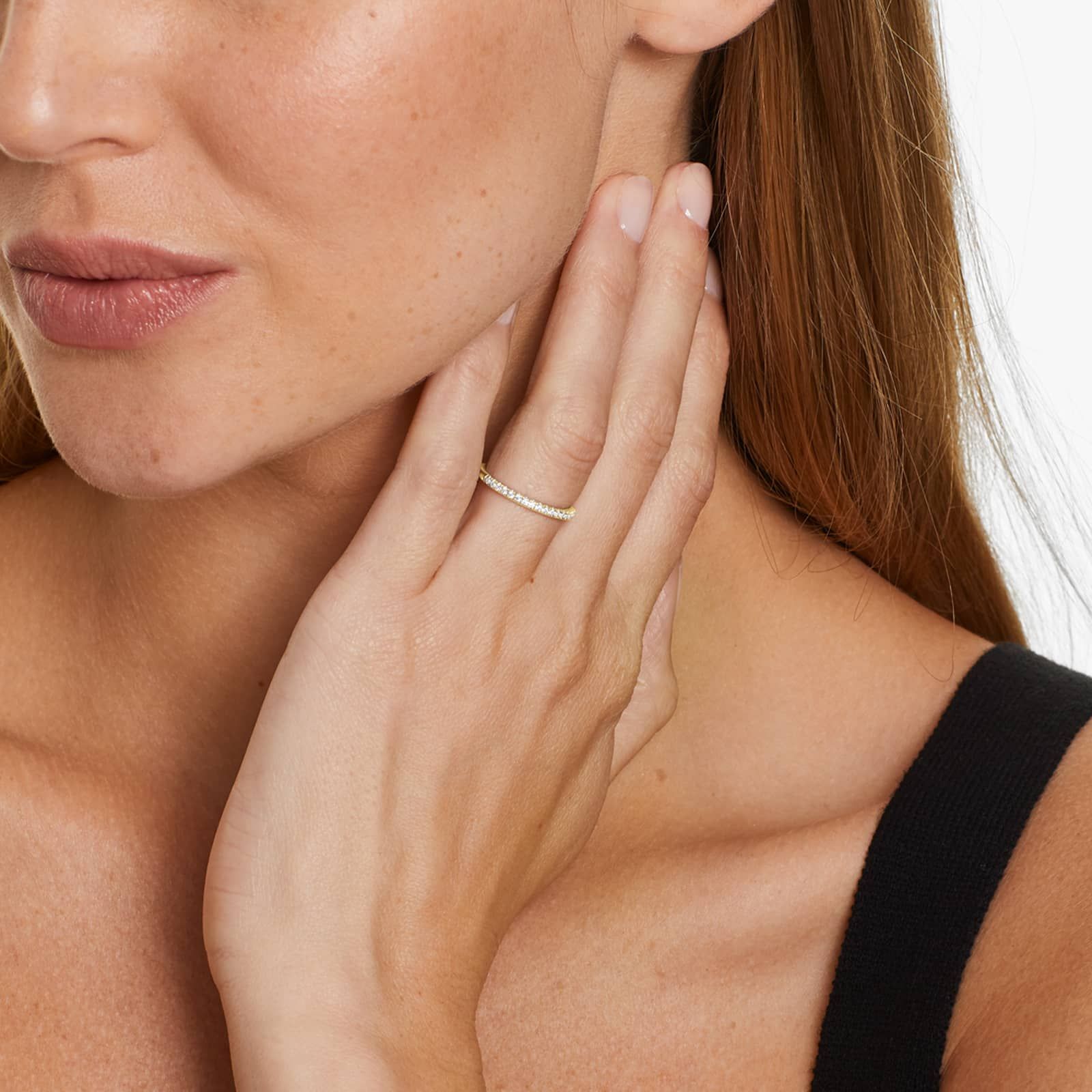 Falling Edge Pavé Diamond Wedding Ring In 18K Yellow Gold (1.50mm)