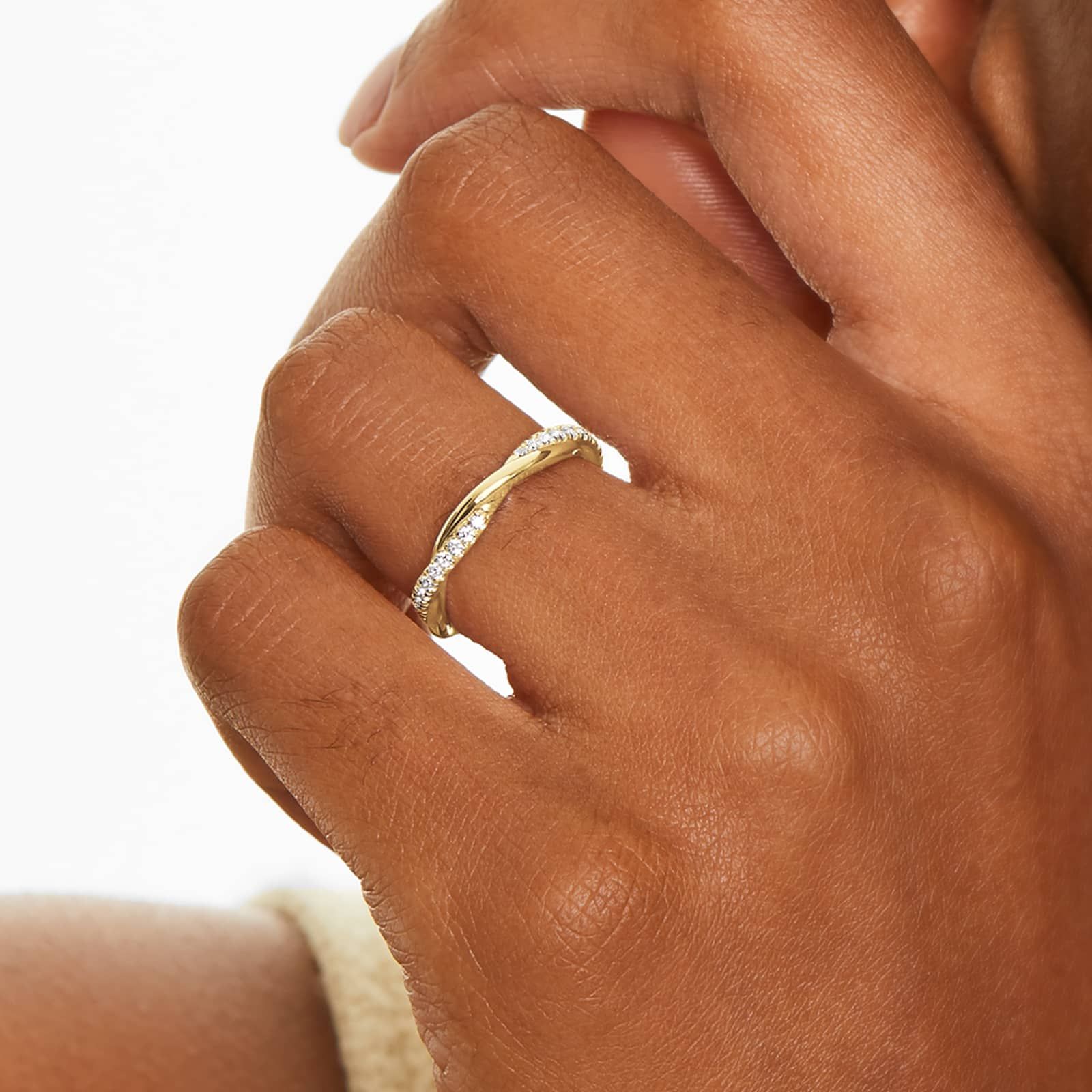 Twisted Pavé Diamond Wedding Ring In 14K Yellow Gold (2.00mm)