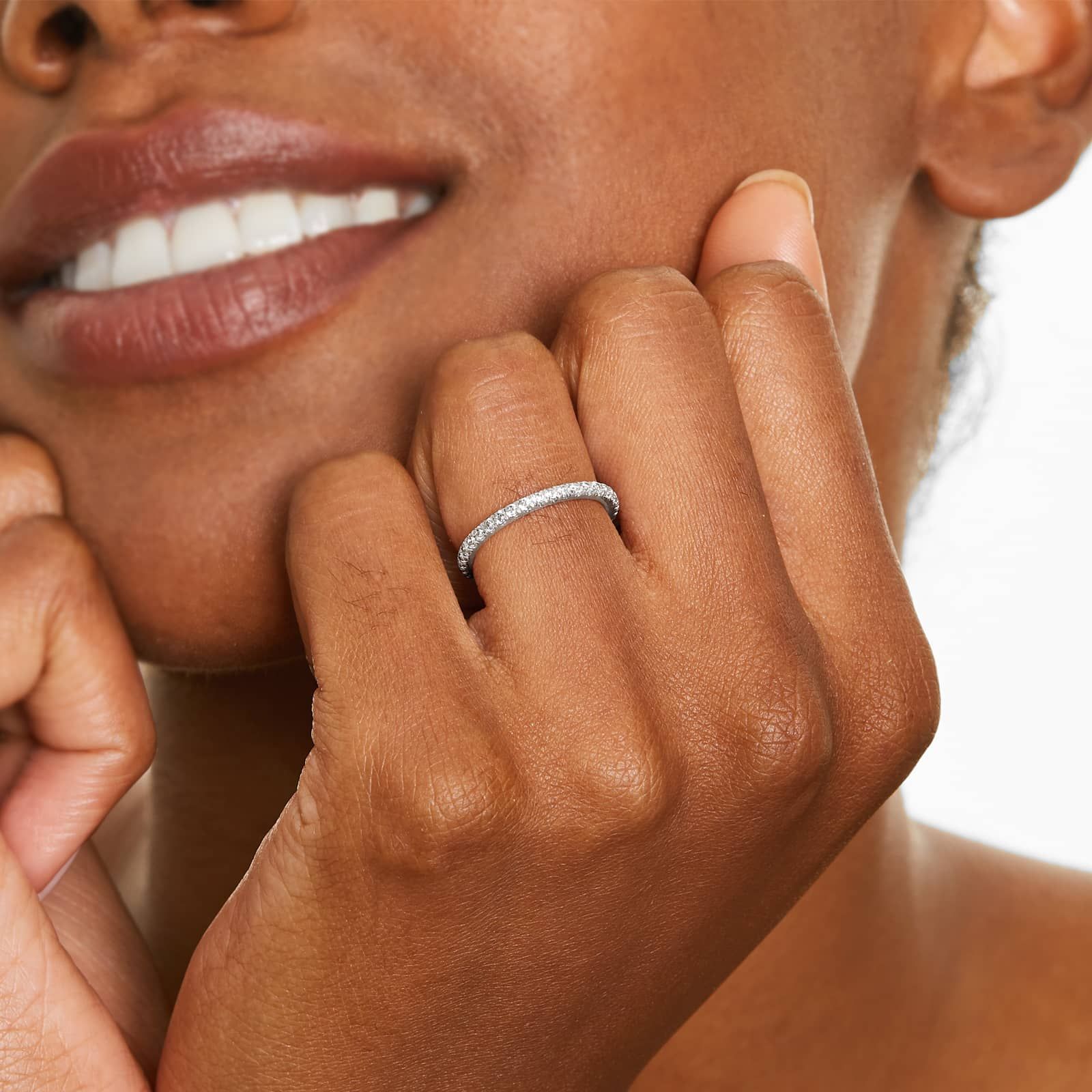 Classic Pavé Diamond Wedding Ring In Platinum (1.50mm)