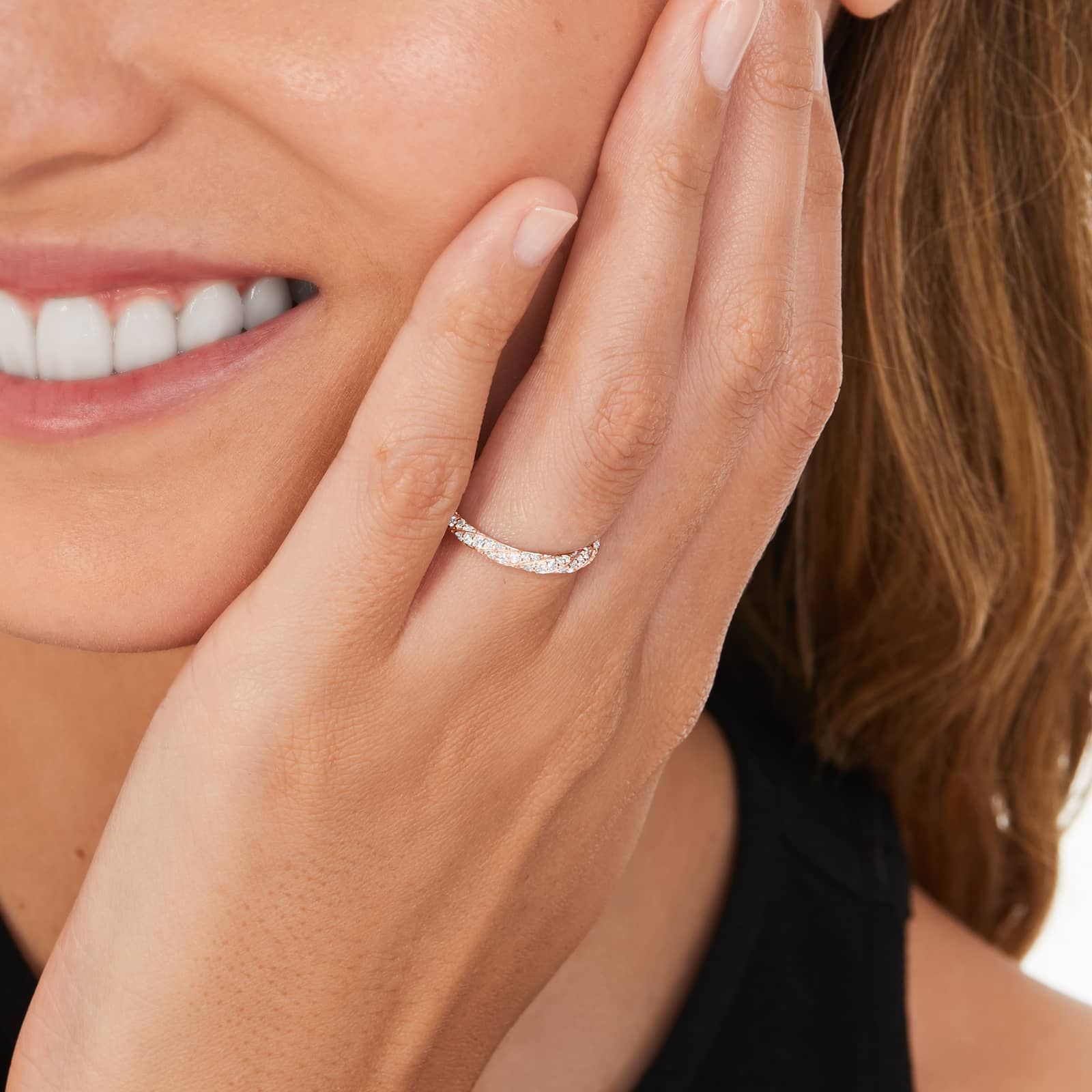 Twisted Pavé Diamond Wedding Ring In 14K Rose Gold (2.00mm)