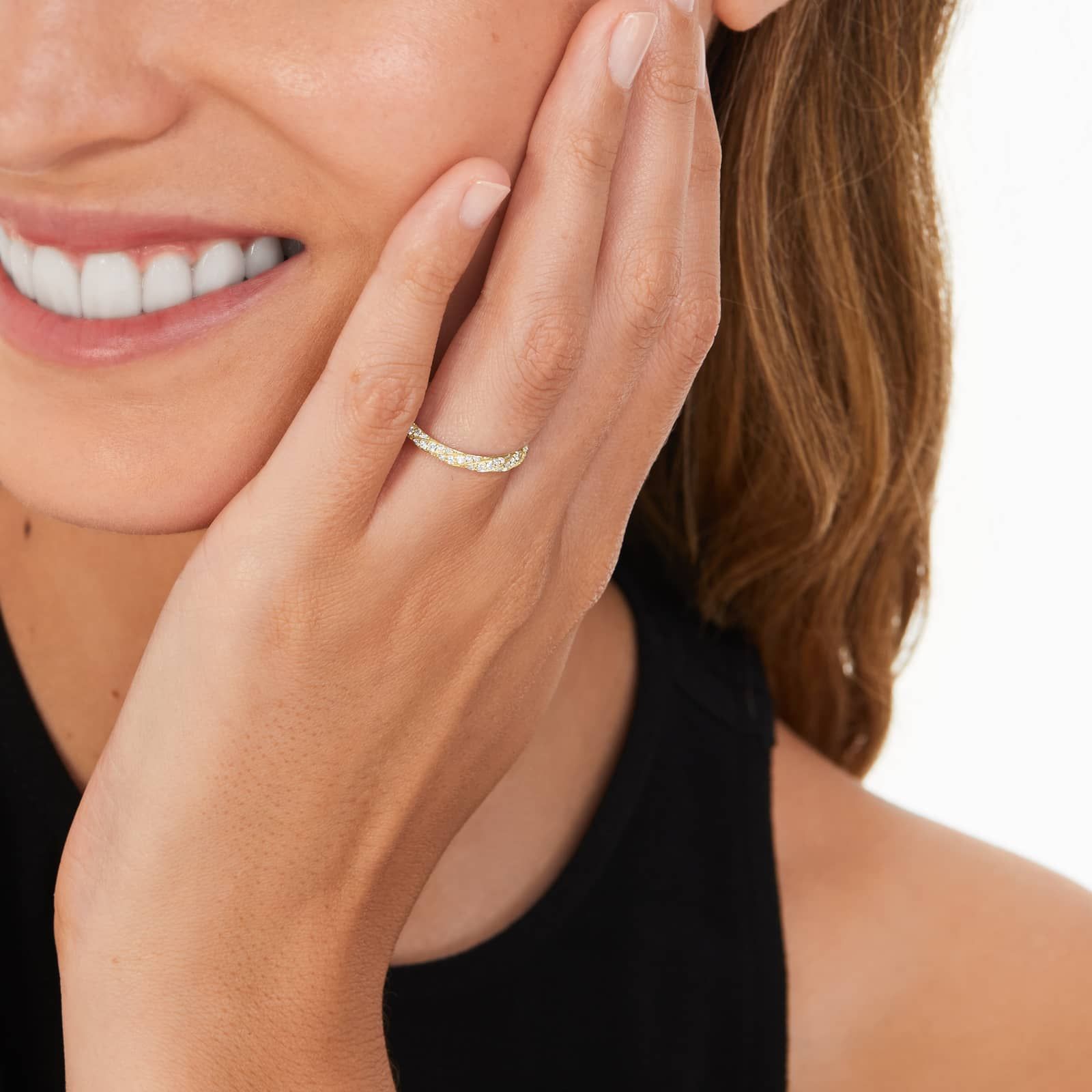 Twisted Pavé Diamond Wedding Ring In 14K Yellow Gold (2.00mm)